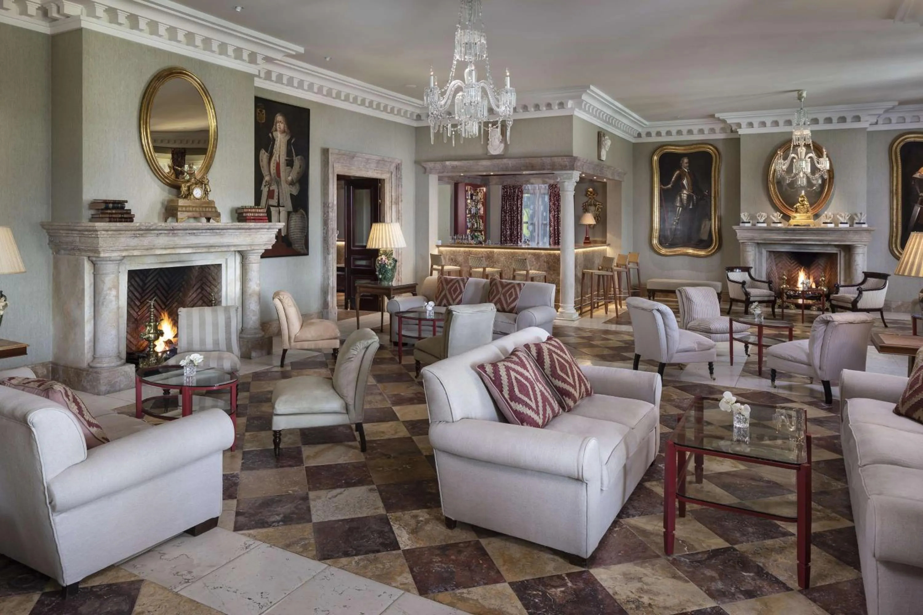 Lobby or reception in Anantara Villa Padierna Palace Benahavís Marbella Resort - A Leading Hotel of the World