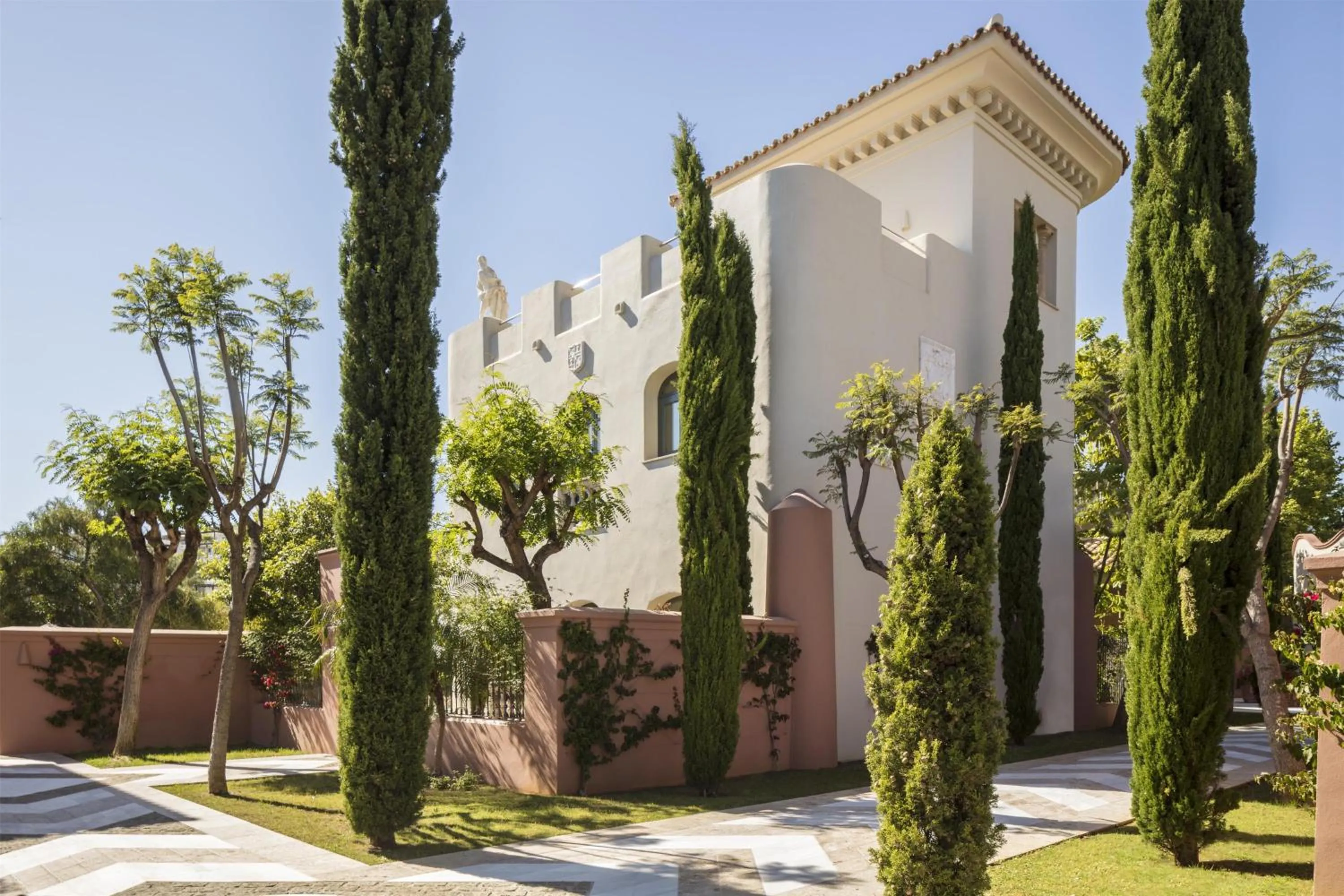 Property building in Anantara Villa Padierna Palace Benahavís Marbella Resort - A Leading Hotel of the World