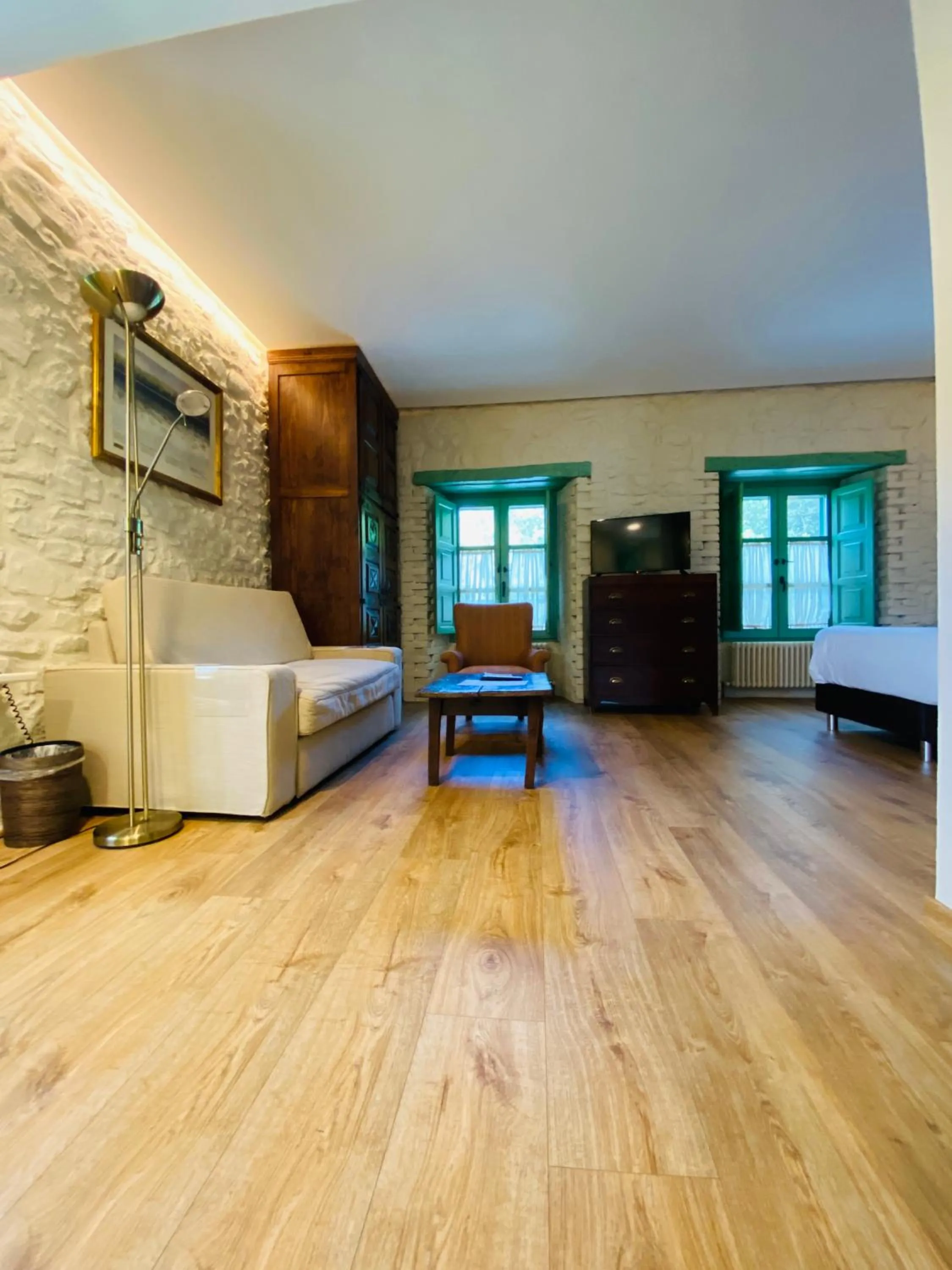 Photo of the whole room, Bed in Posada La Torre de La Quintana