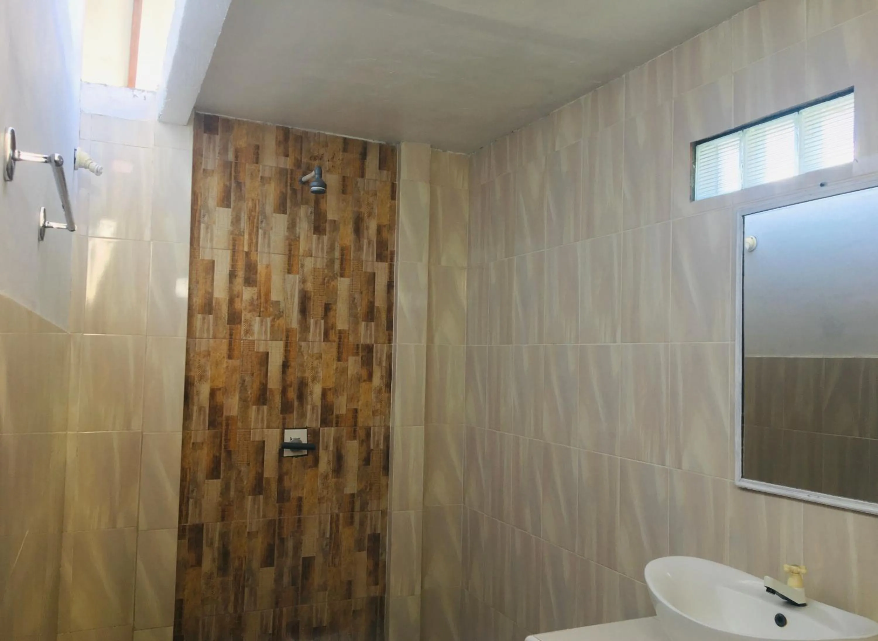 Shower in Puring Bungalows