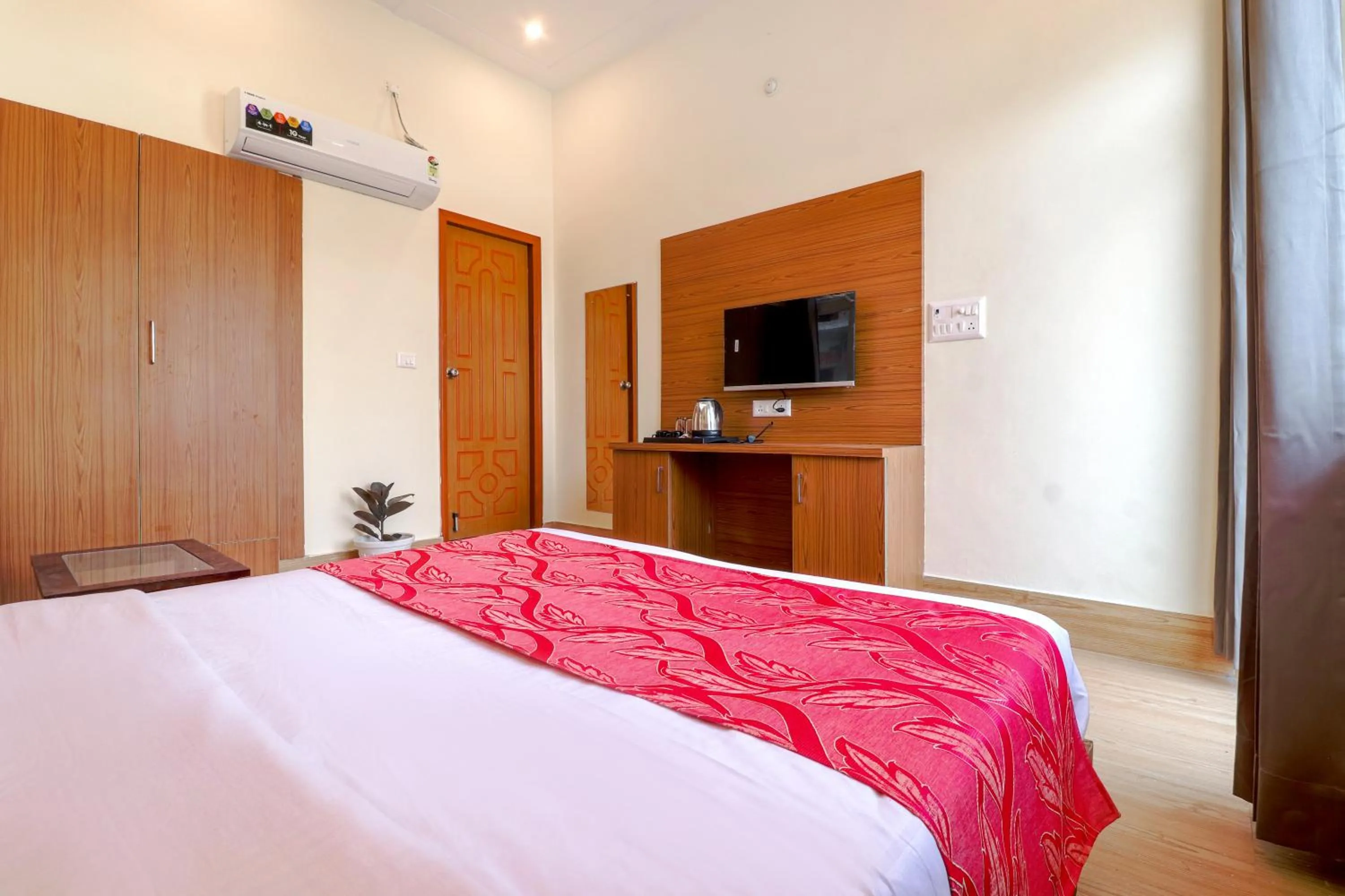 Bed in Shanti Vilaas