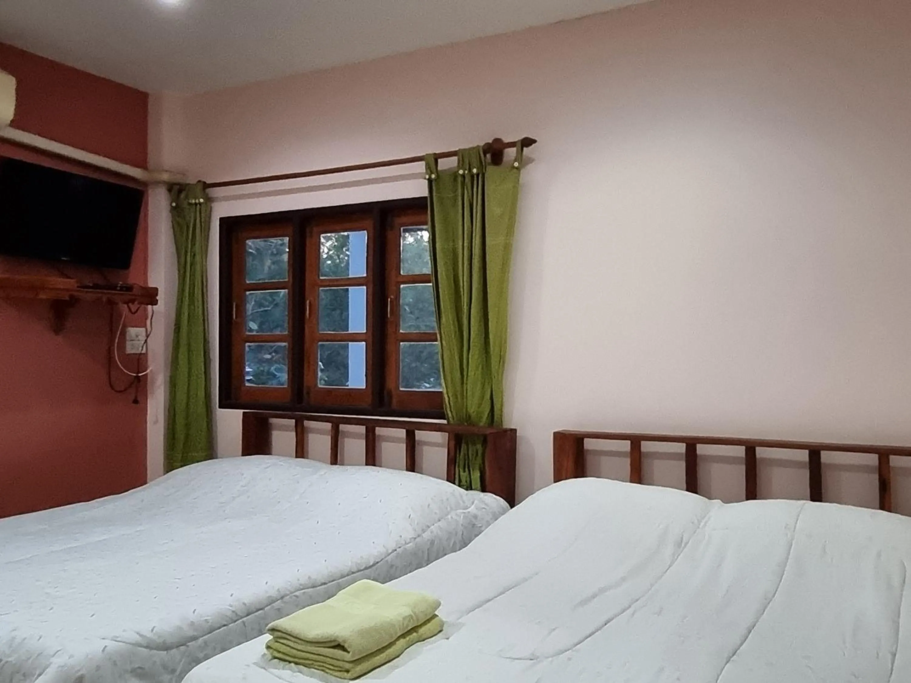 Bed in Sawasdee Sichang