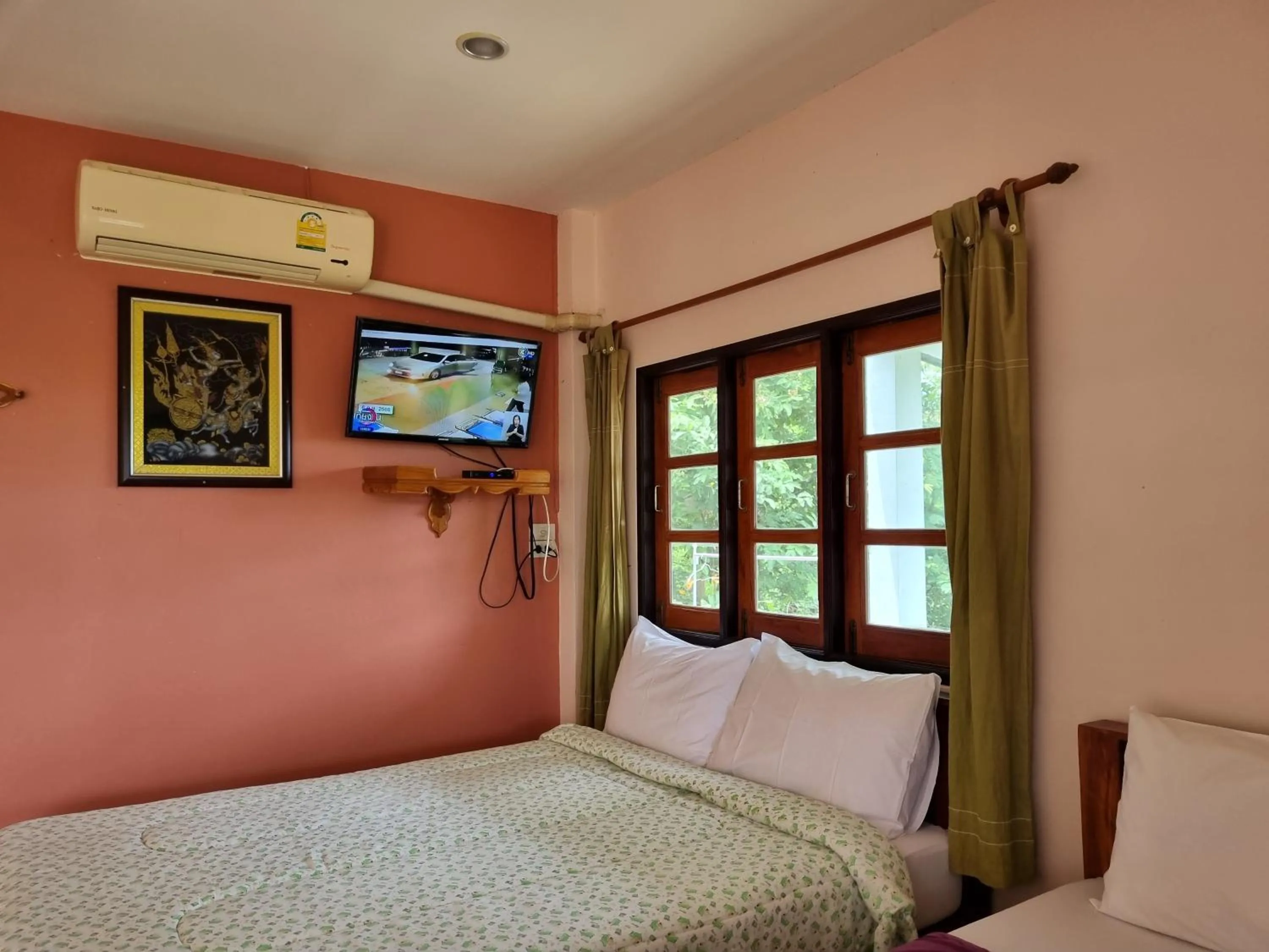 Bed in Sawasdee Sichang