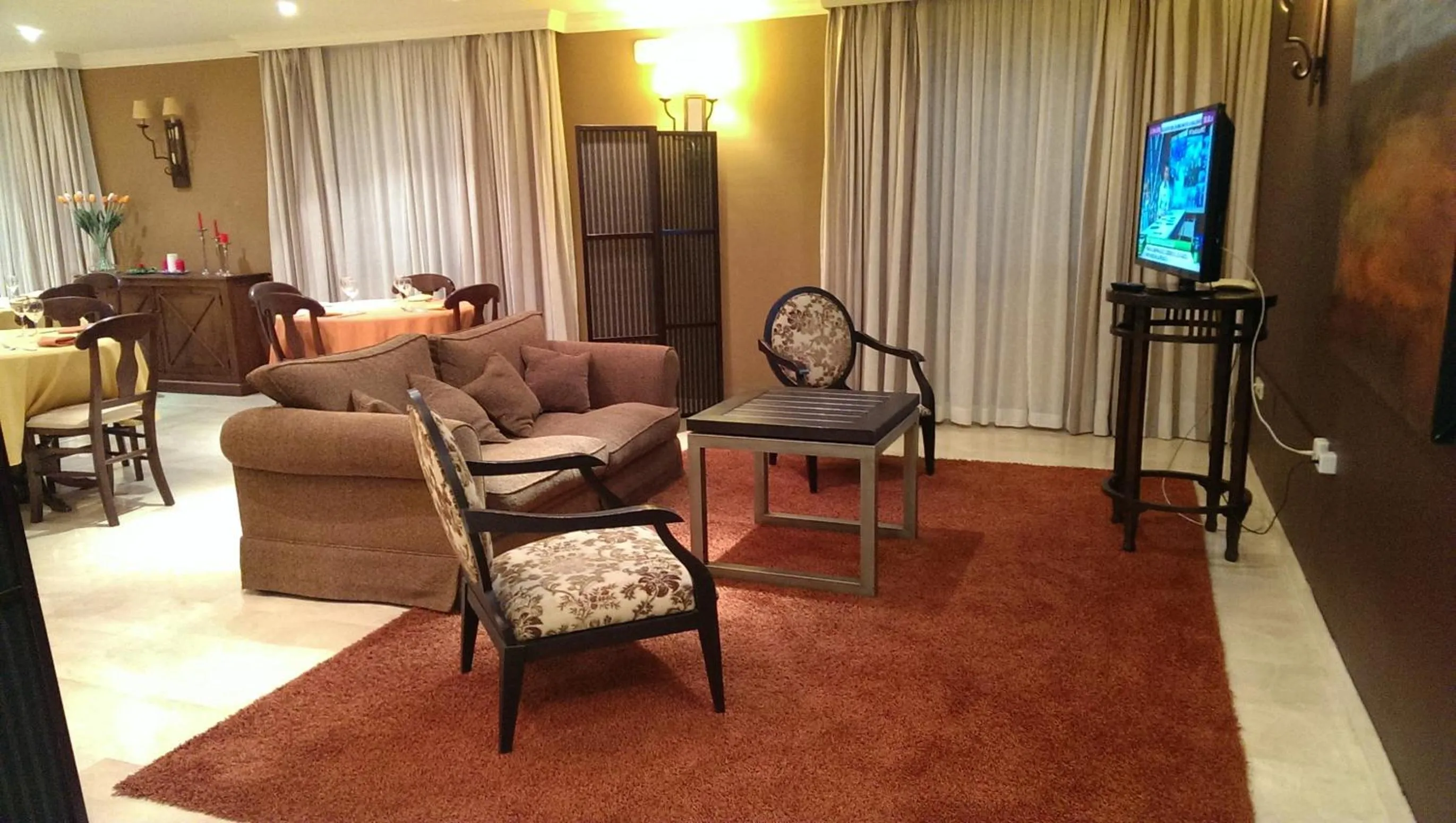 Communal lounge/ TV room in Hotel Sierra Hidalga