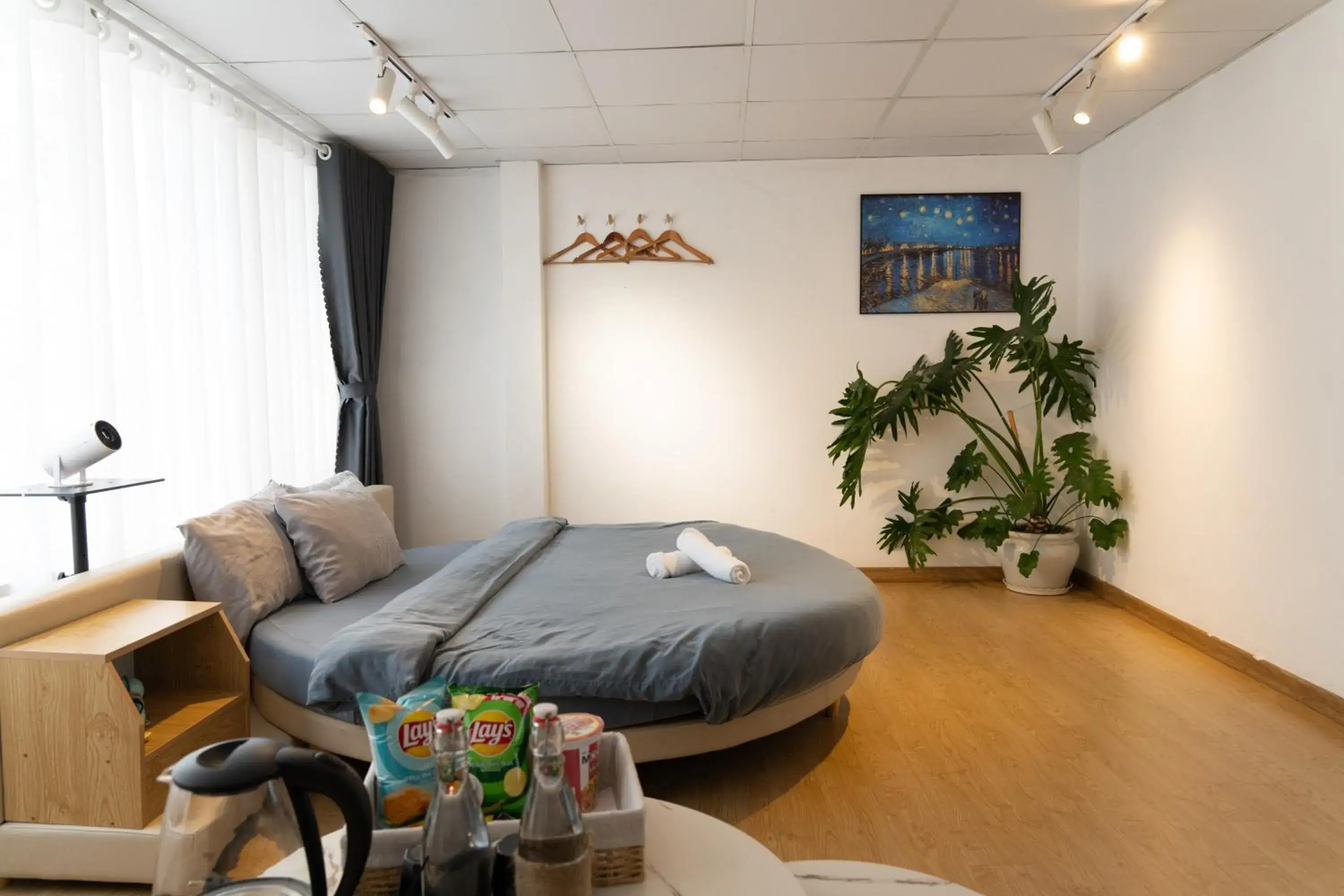 Classic One-Bedroom Apartment with King Bed in AMIGO Luxury Palace- Cạnh Chợ Đêm Đà Lạt Classic One-Bedroom Apartment with King Bed in AMIGO Luxury Palace- Cạnh Chợ Đêm Đà Lạt