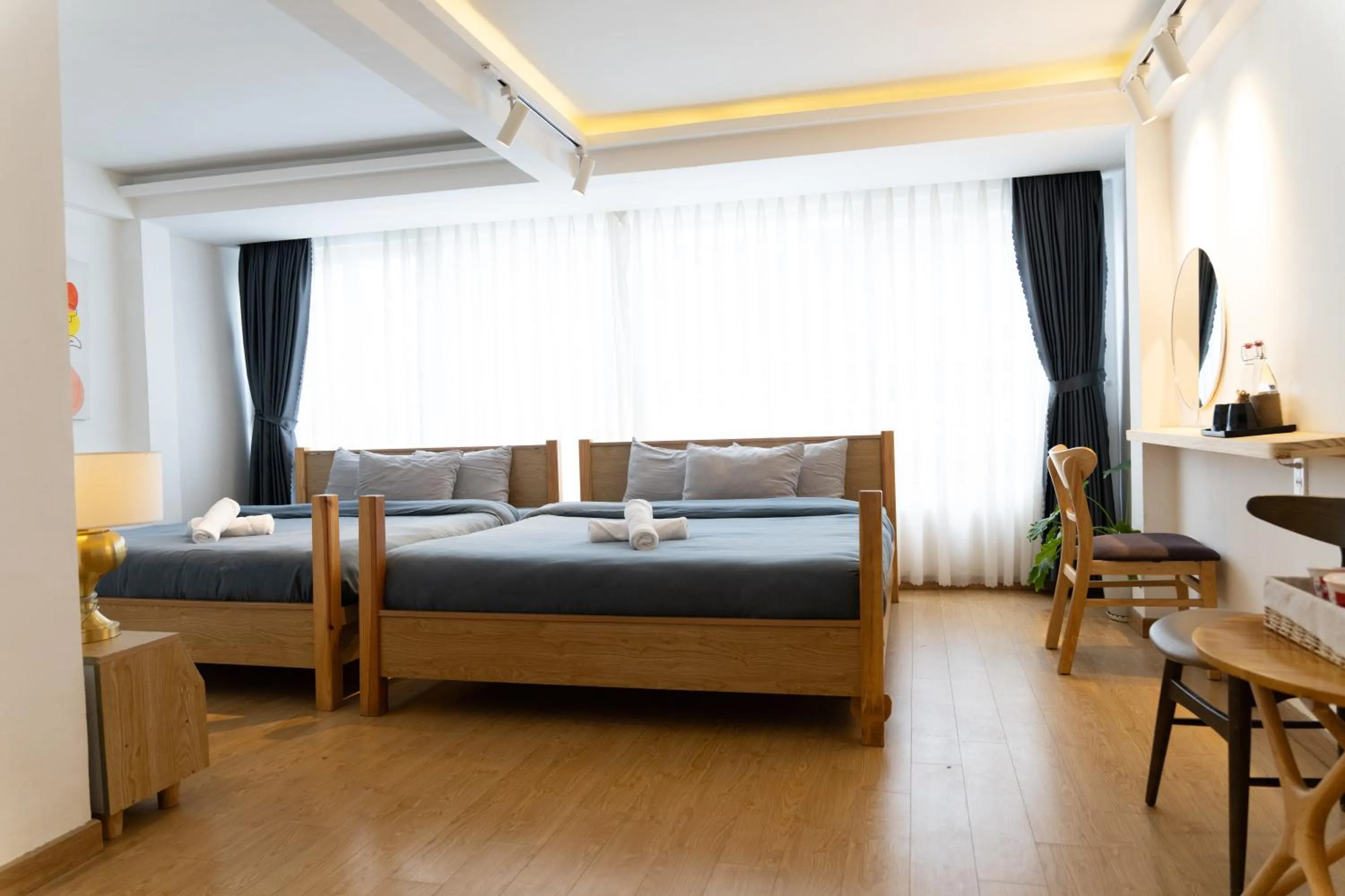 Photo of the whole room, Bed in AMIGO Luxury Palace- Cạnh Chợ Đêm Đà Lạt