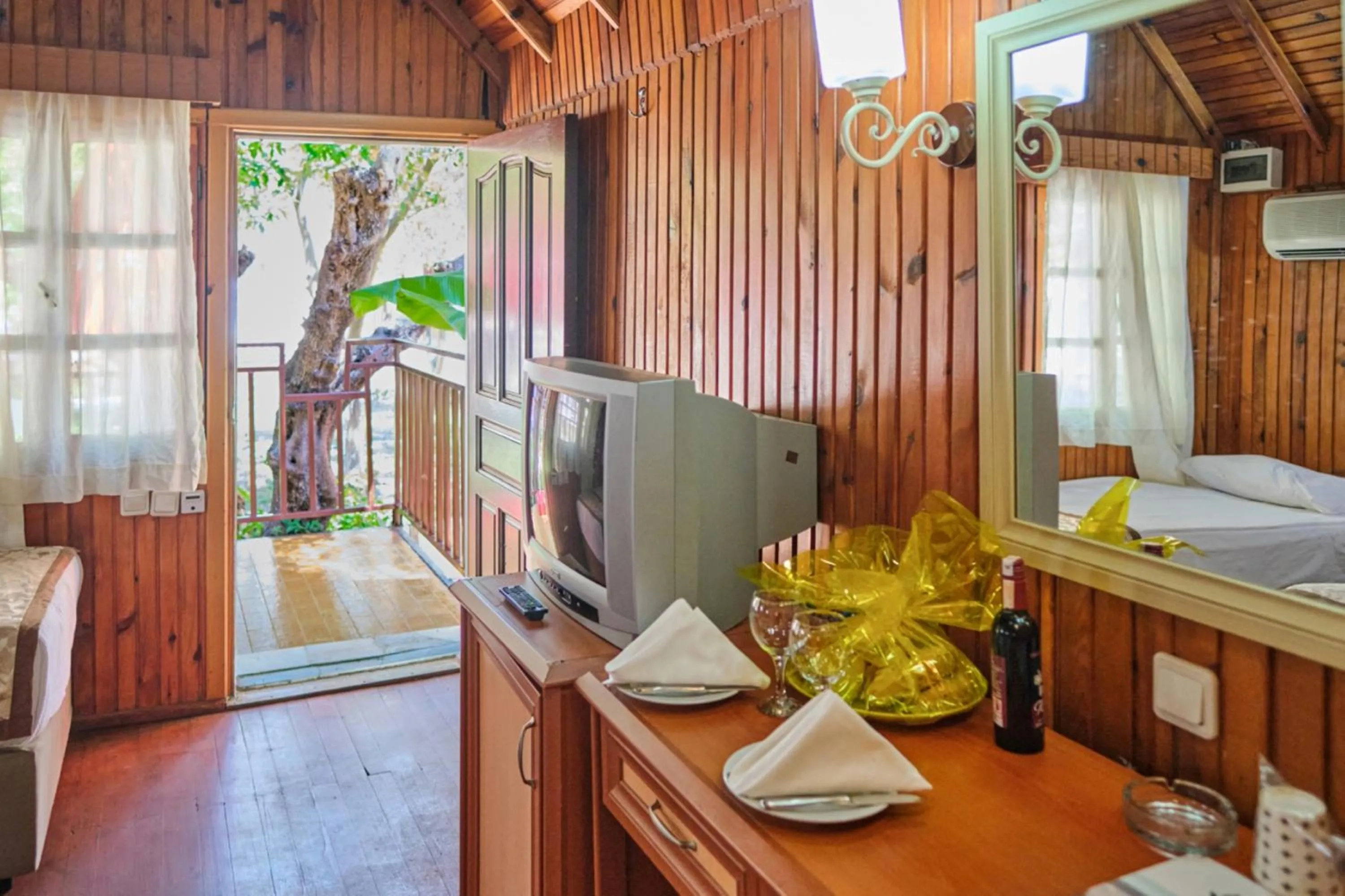 Bed in Clover Magic Nova Beach Hotel