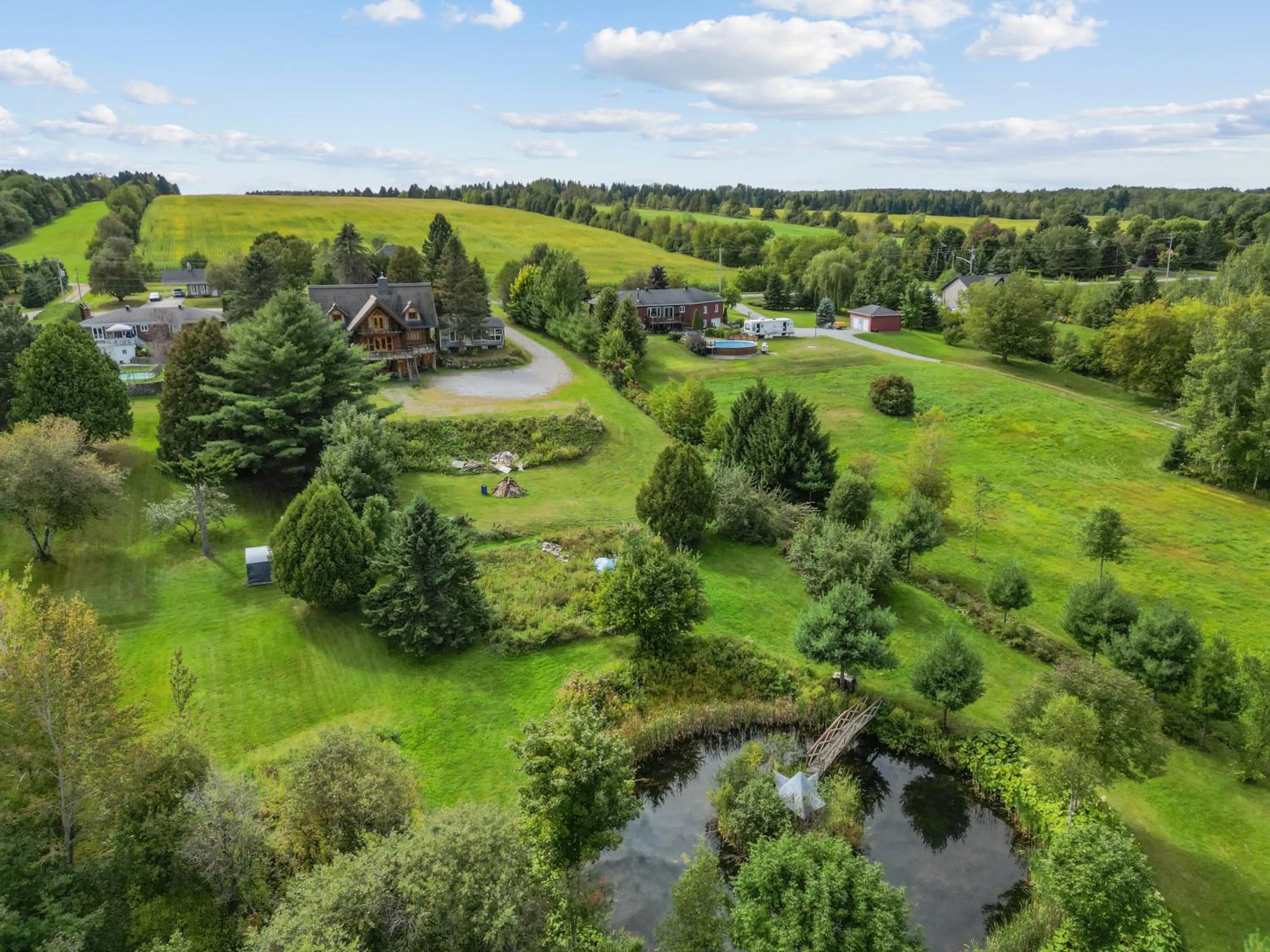 Hébergement "La Maison en Bois Rond"