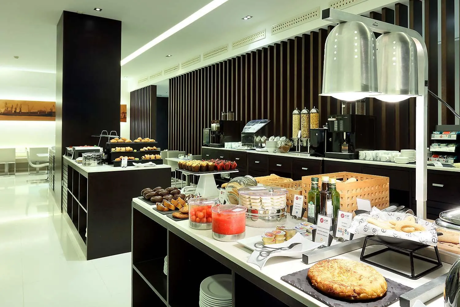 Restaurant/places to eat in Exe Puerto de Sagunto