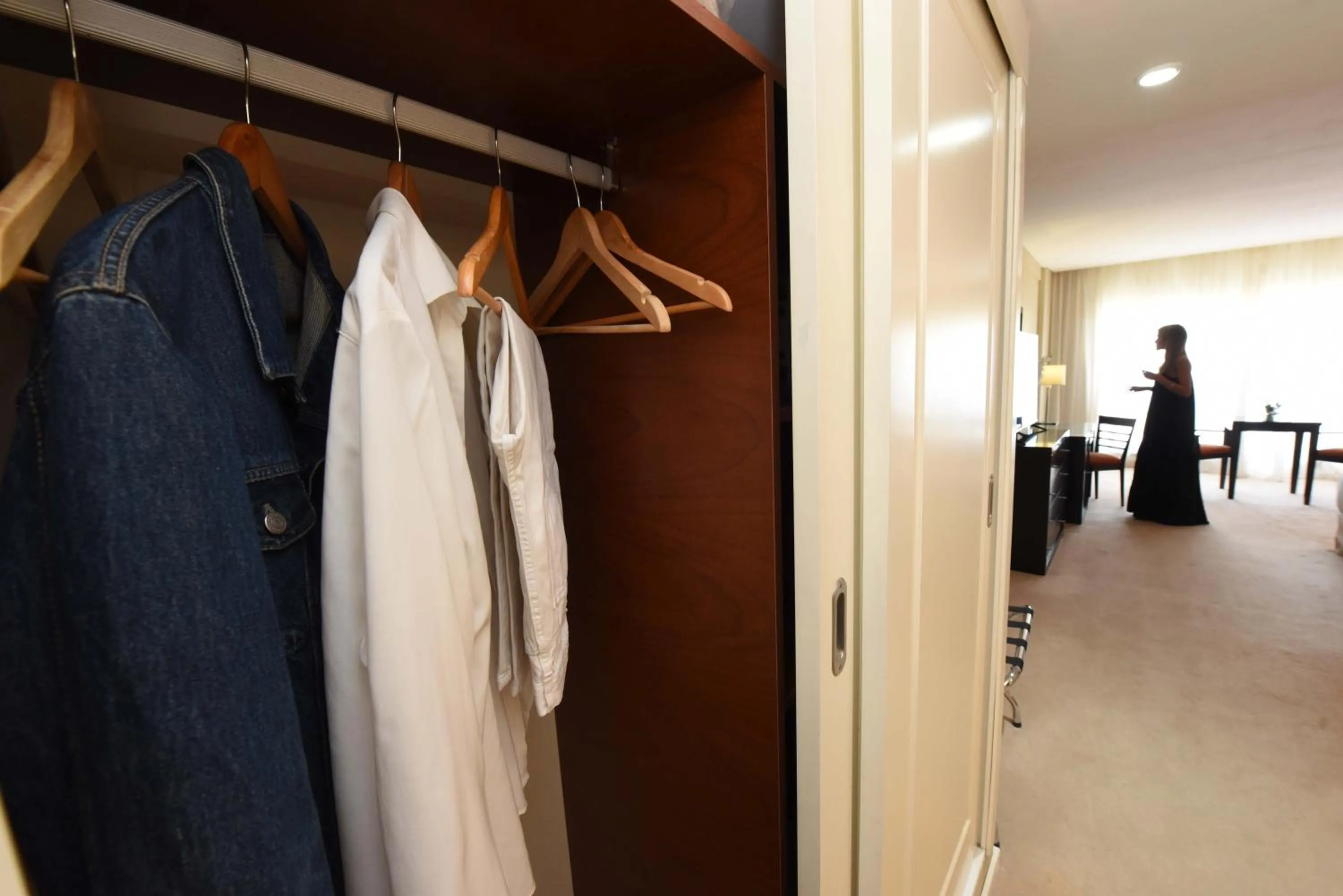 wardrobe in Camberland Resort & Spa Ramallo