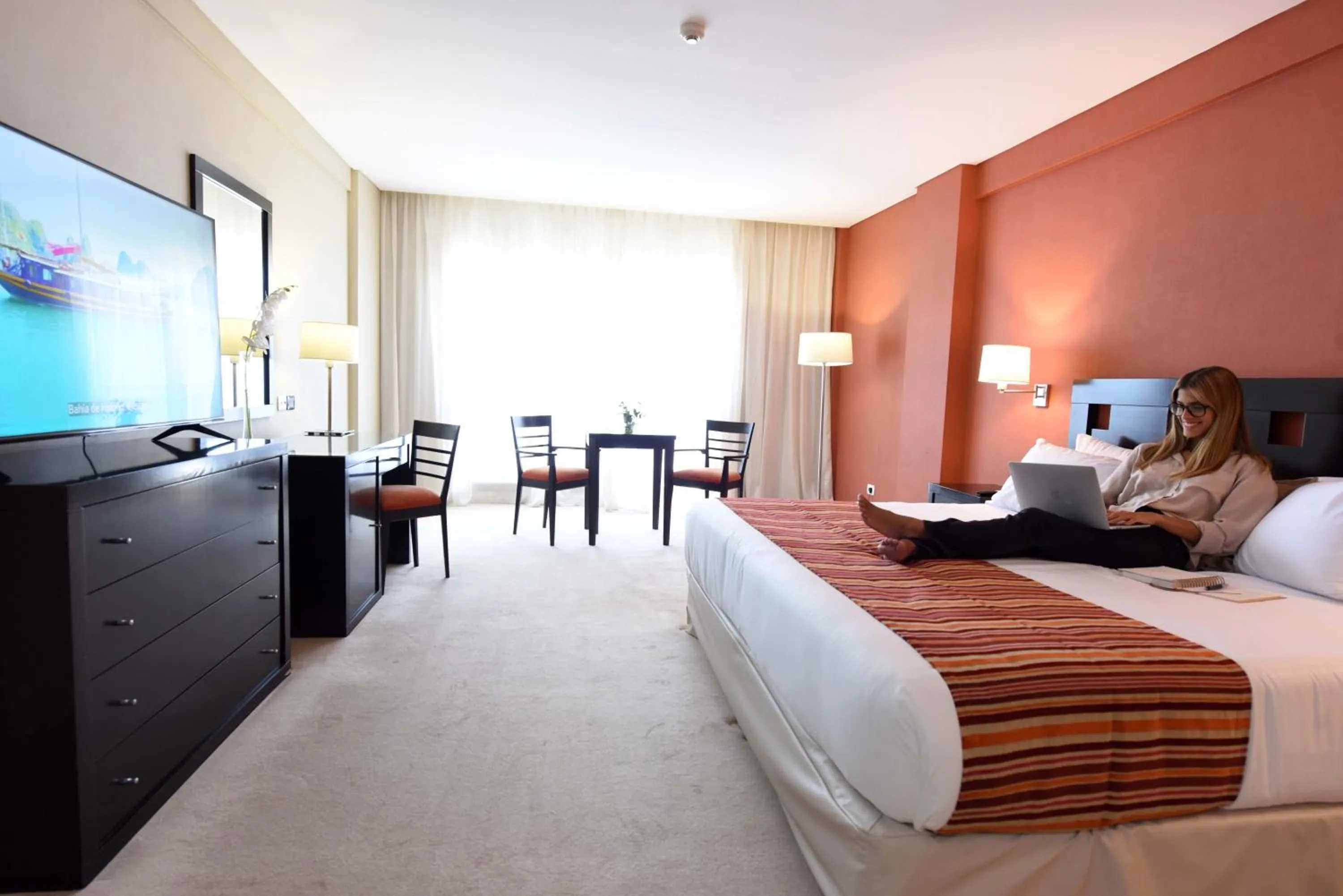 Bed in Camberland Resort & Spa Ramallo