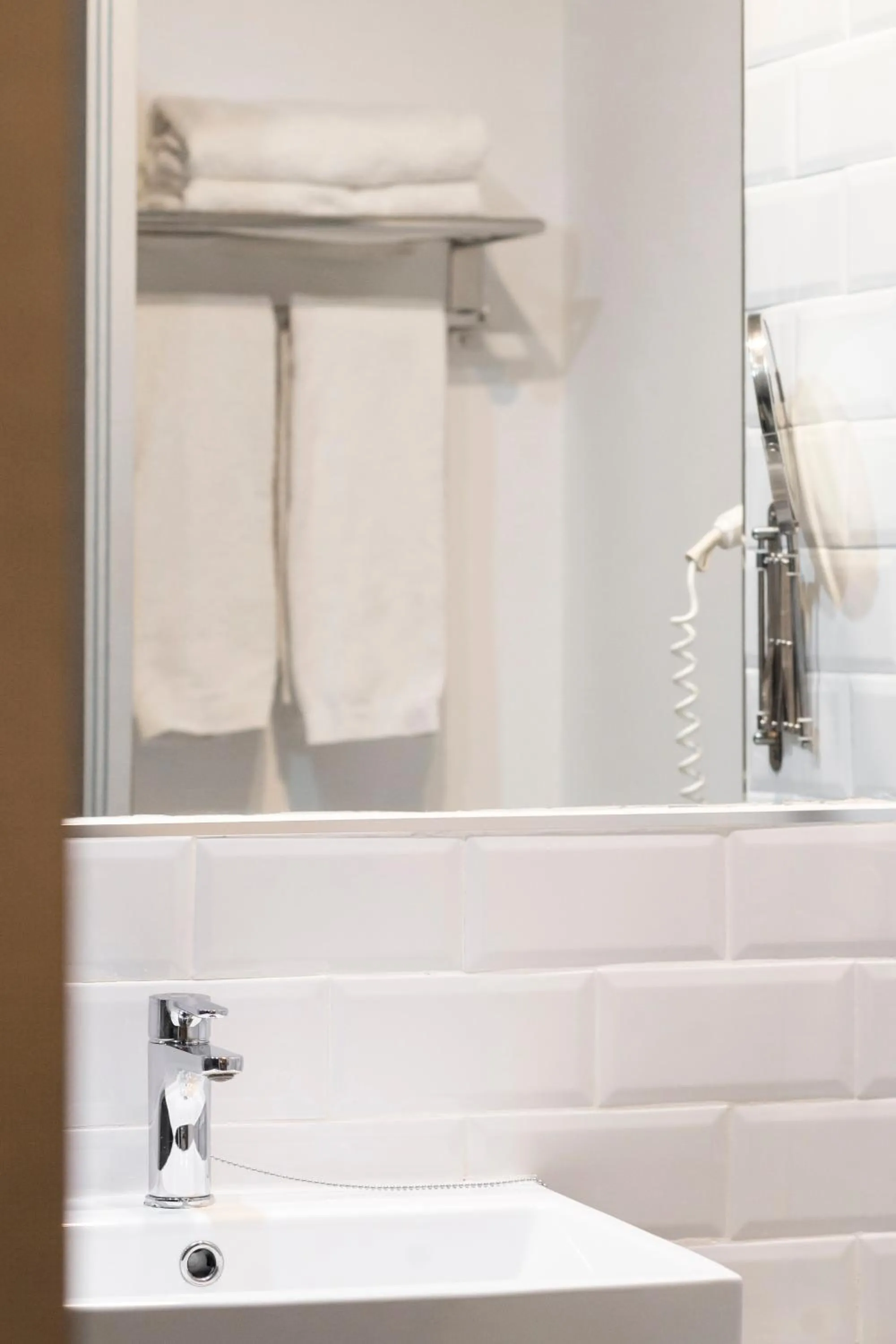 Bathroom in Blanq Carmen Hotel