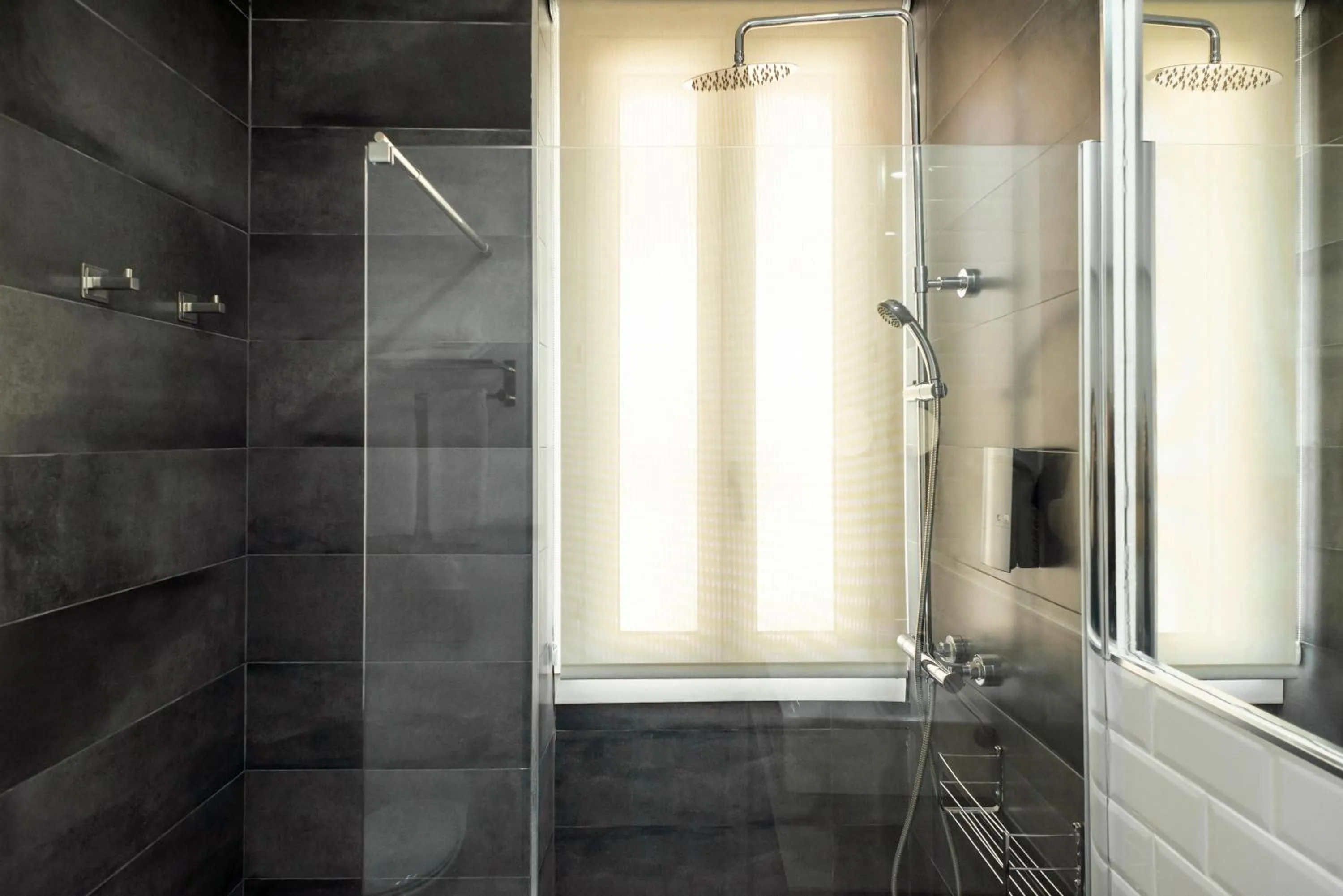 Bathroom in Blanq Carmen Hotel