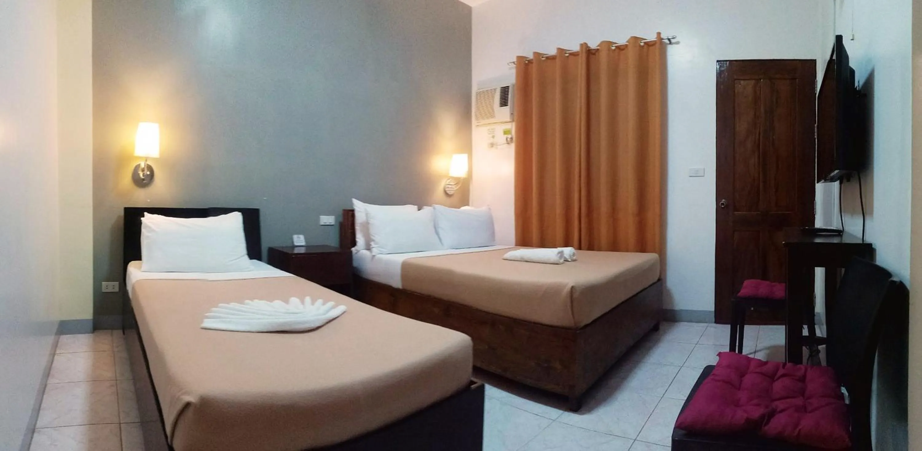 Bedroom, Bed in Coron Vista Lodge