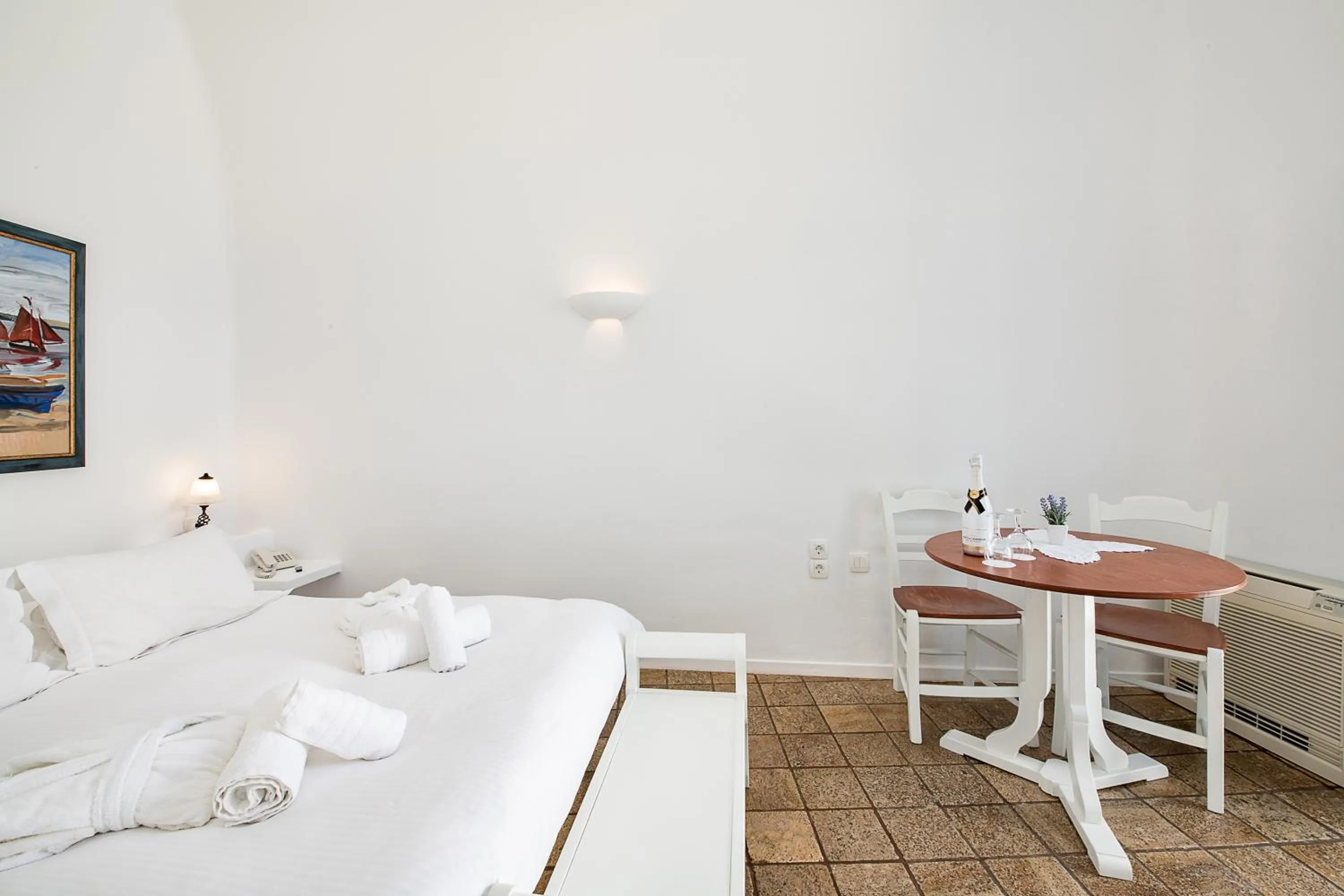 Photo of the whole room, Bed in Pantelia Suites