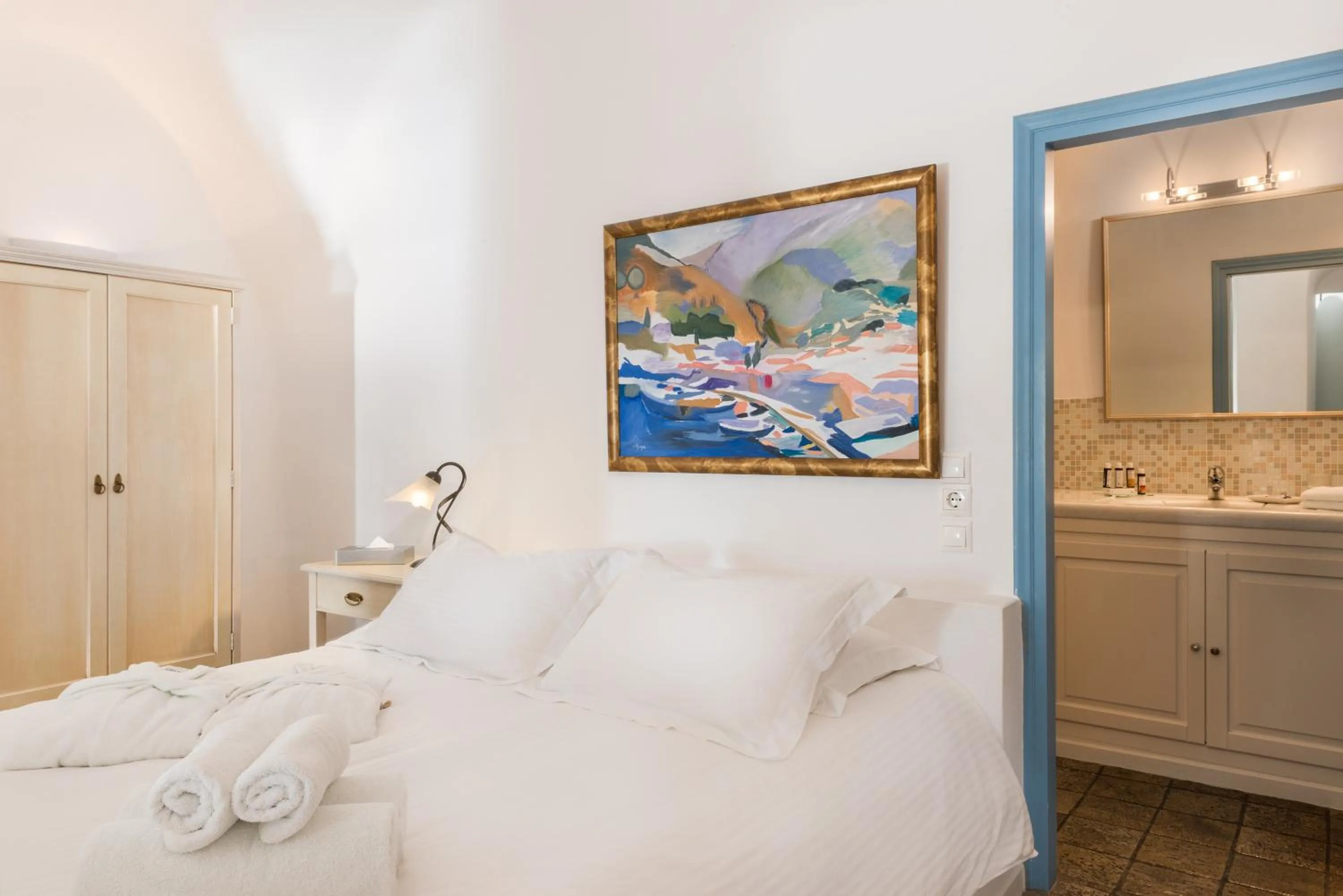 Bathroom, Bed in Pantelia Suites