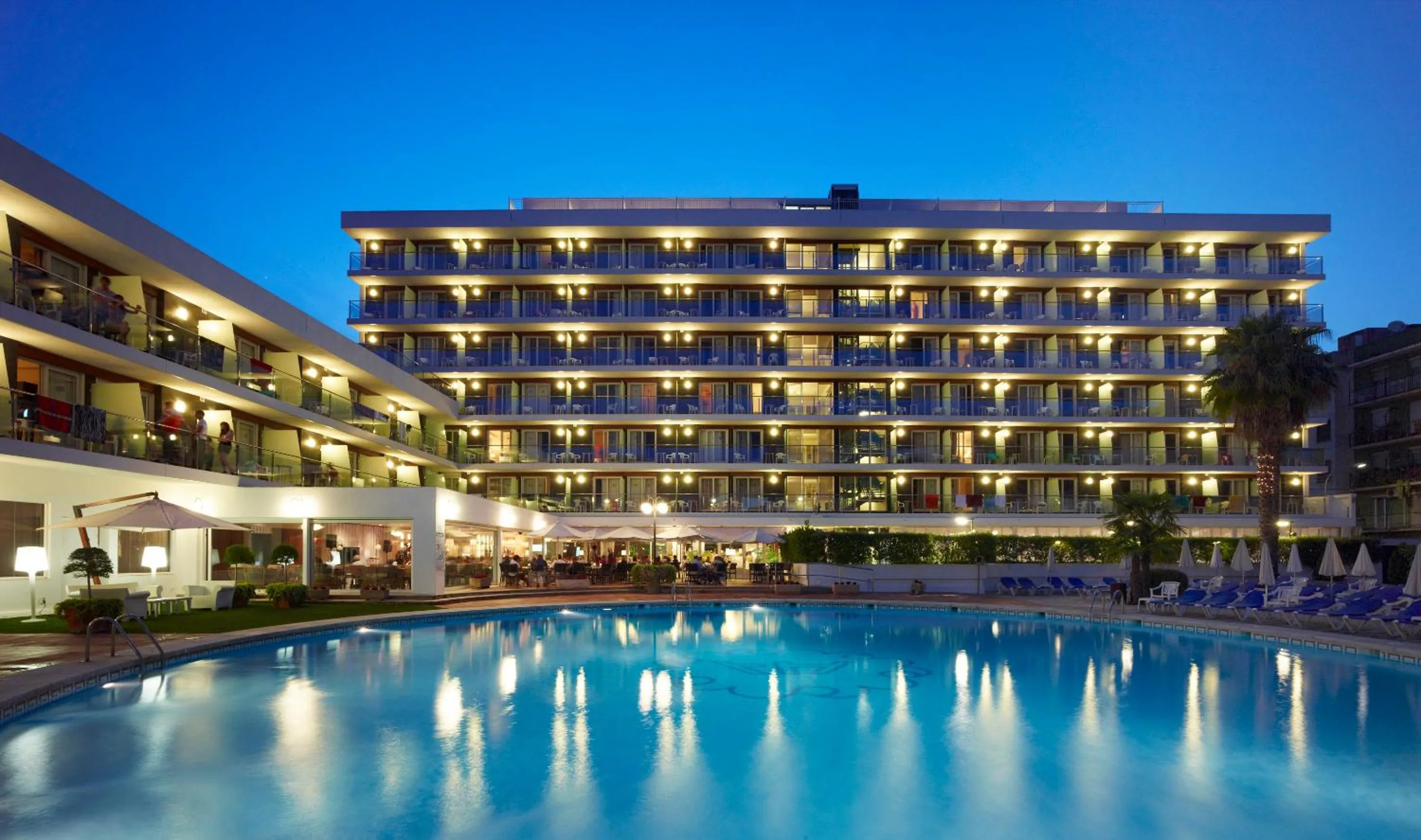 Facade/entrance in Hotel Anabel