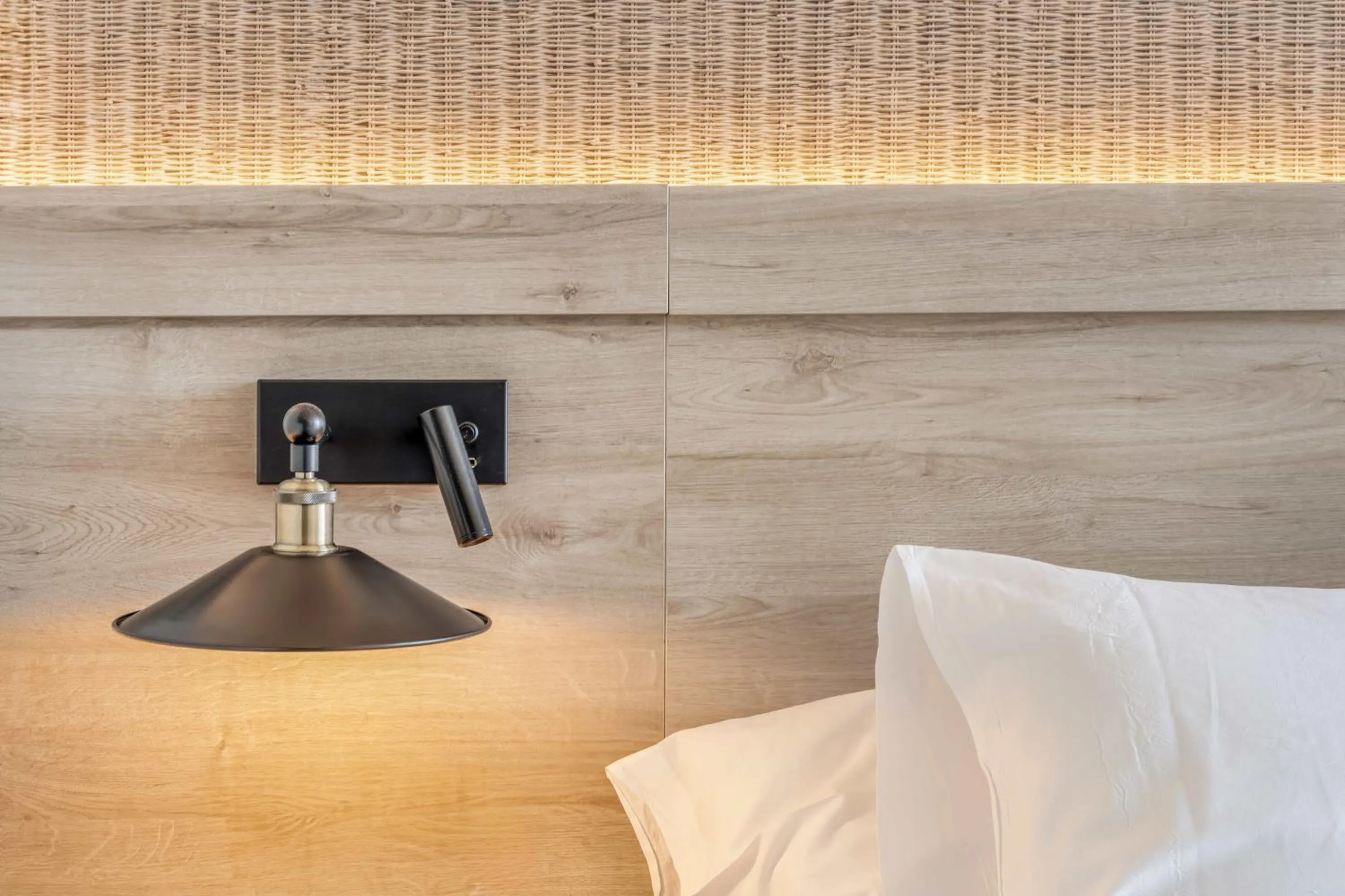 Bed in Hotel Metropol