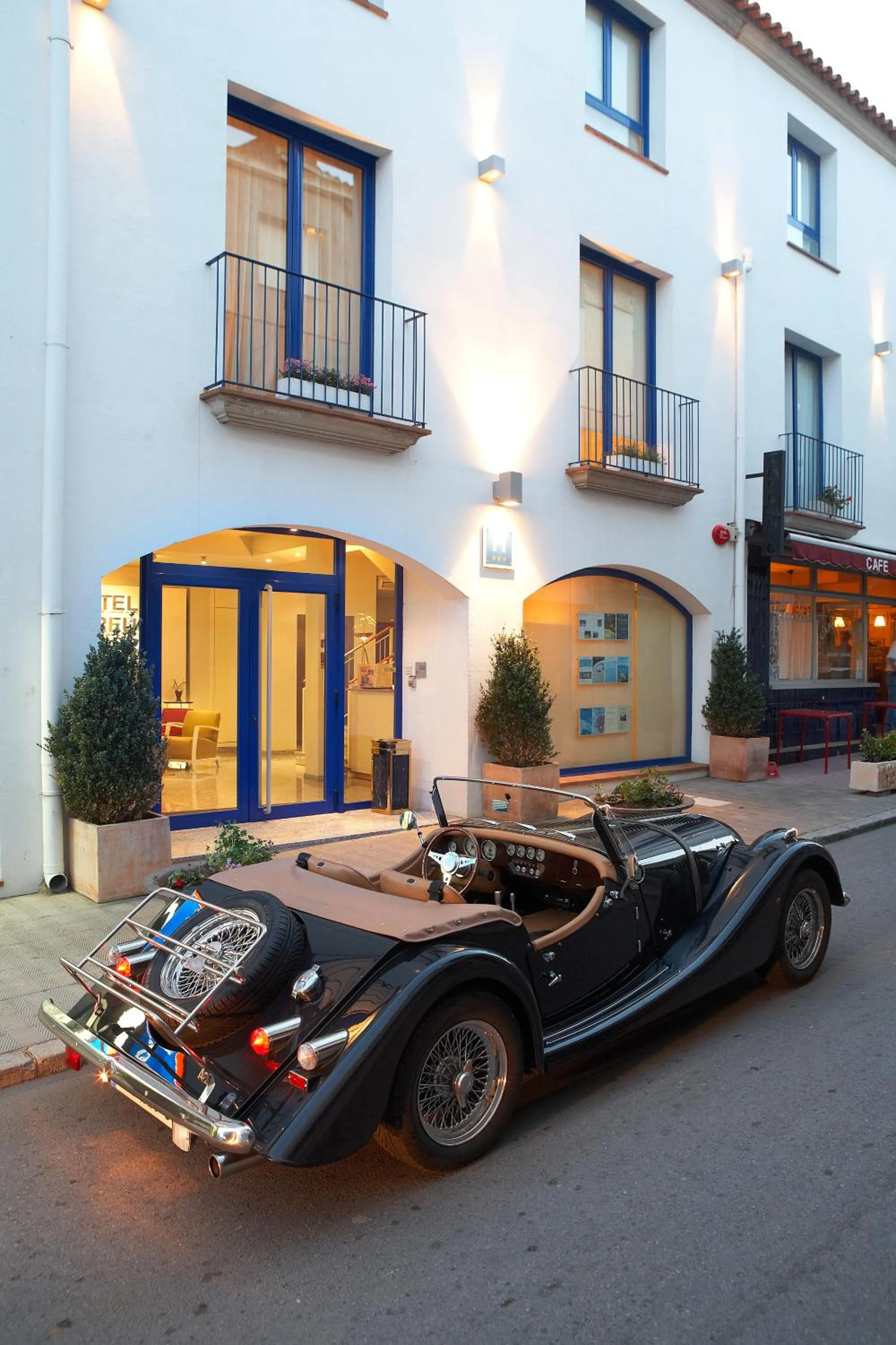 Facade/entrance in Hotel Spa Cap de Creus