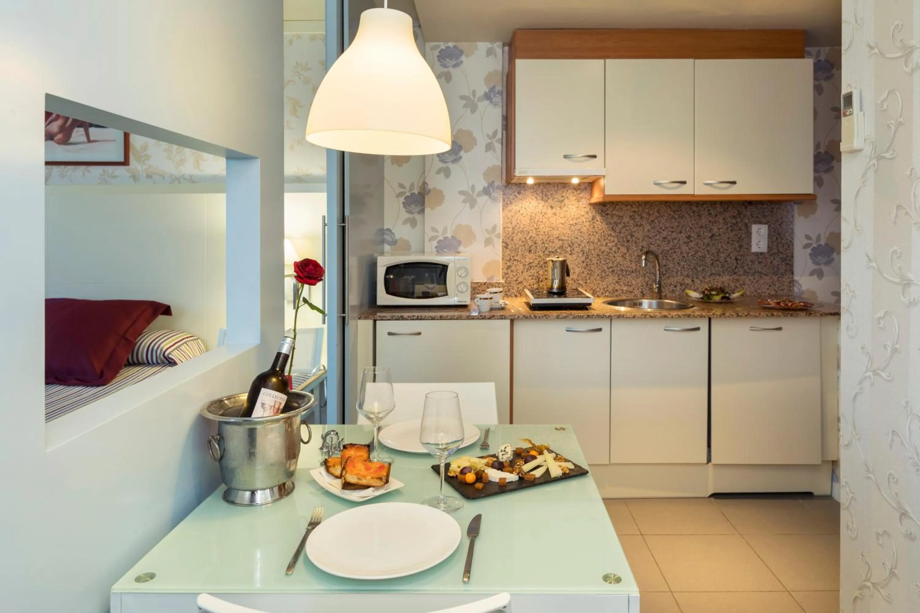 Kitchen or kitchenette in Hotel Spa Cap de Creus