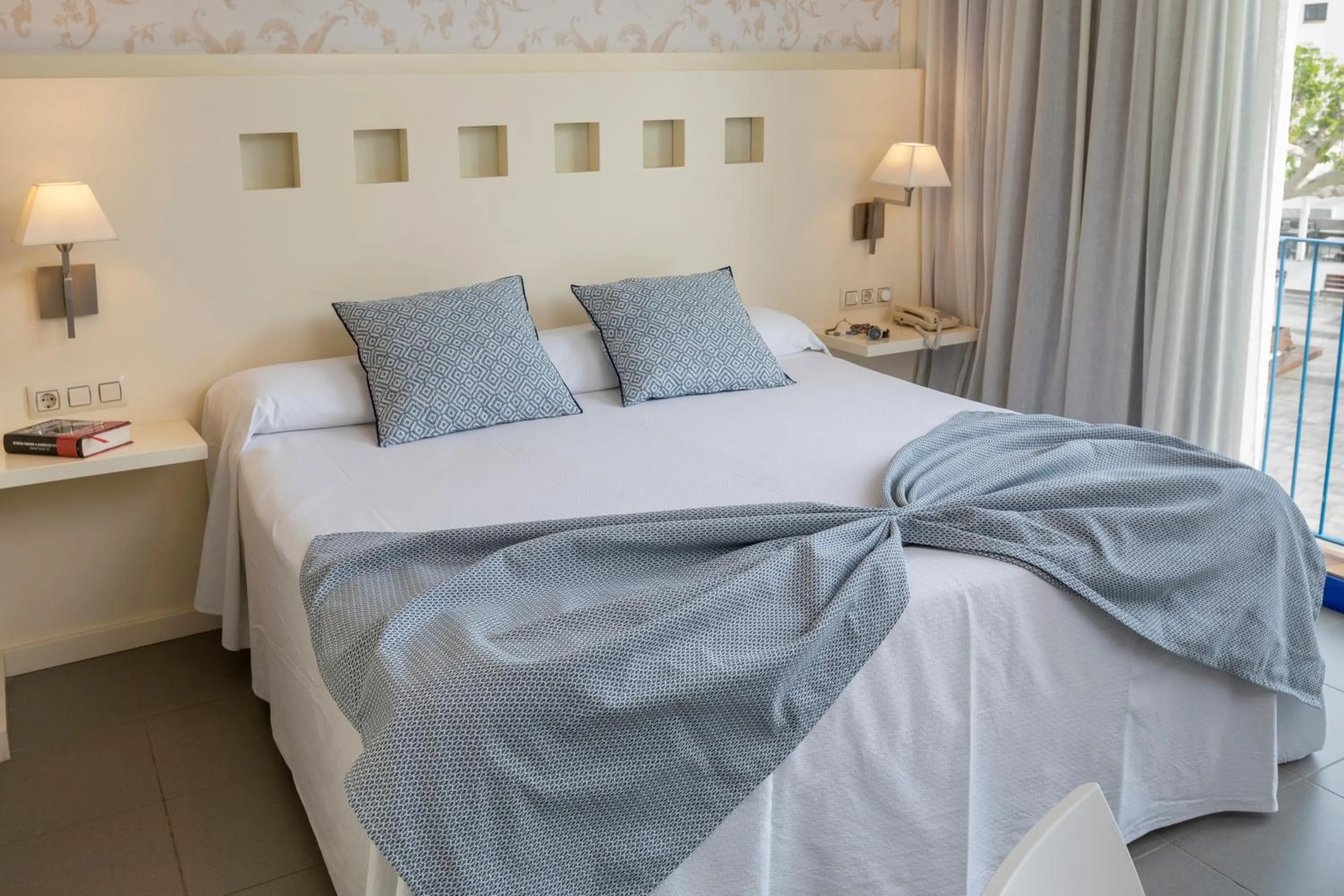 Bed in Hotel Spa Cap de Creus