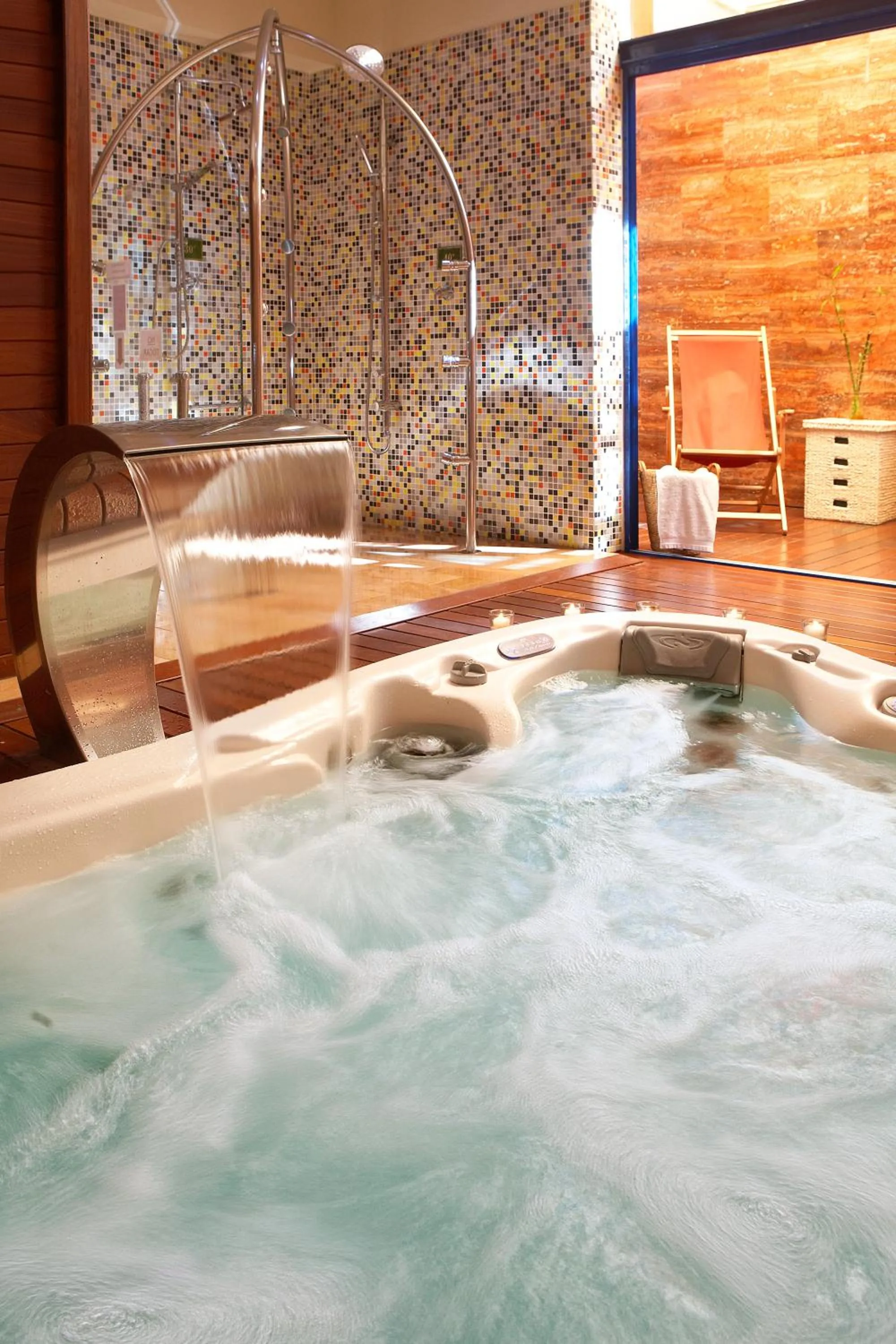 Hot Tub in Hotel Spa Cap de Creus