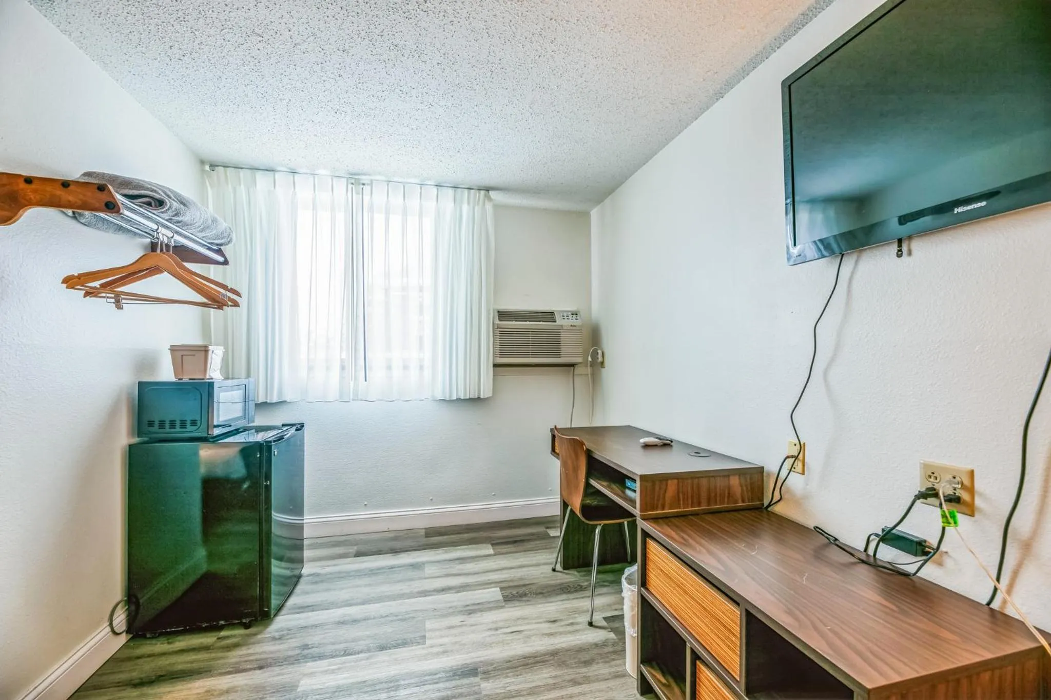 TV and multimedia in Hotel 8