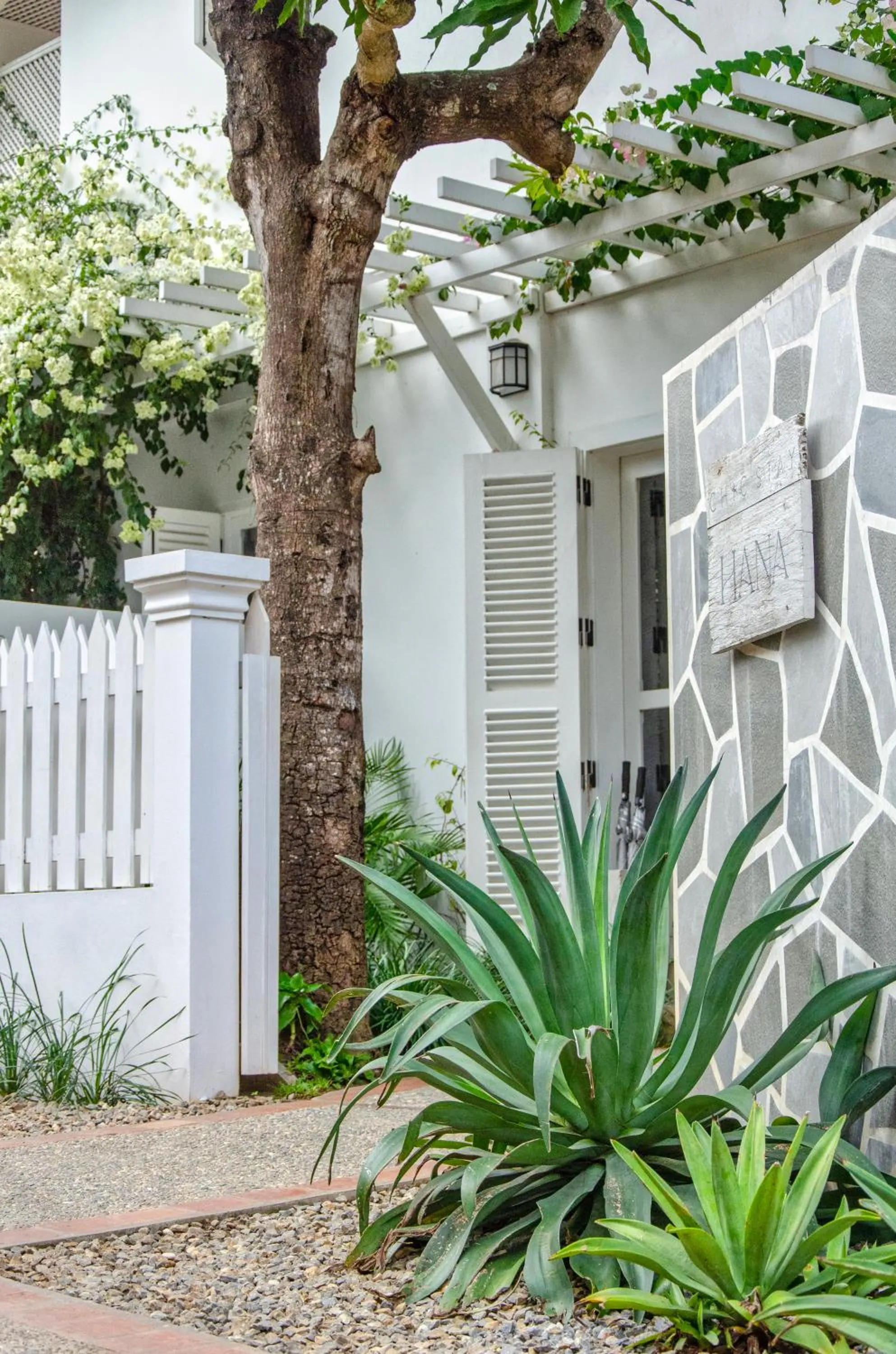 Garden in Chic stay HANA Boutique hotel xxxx None smocking property