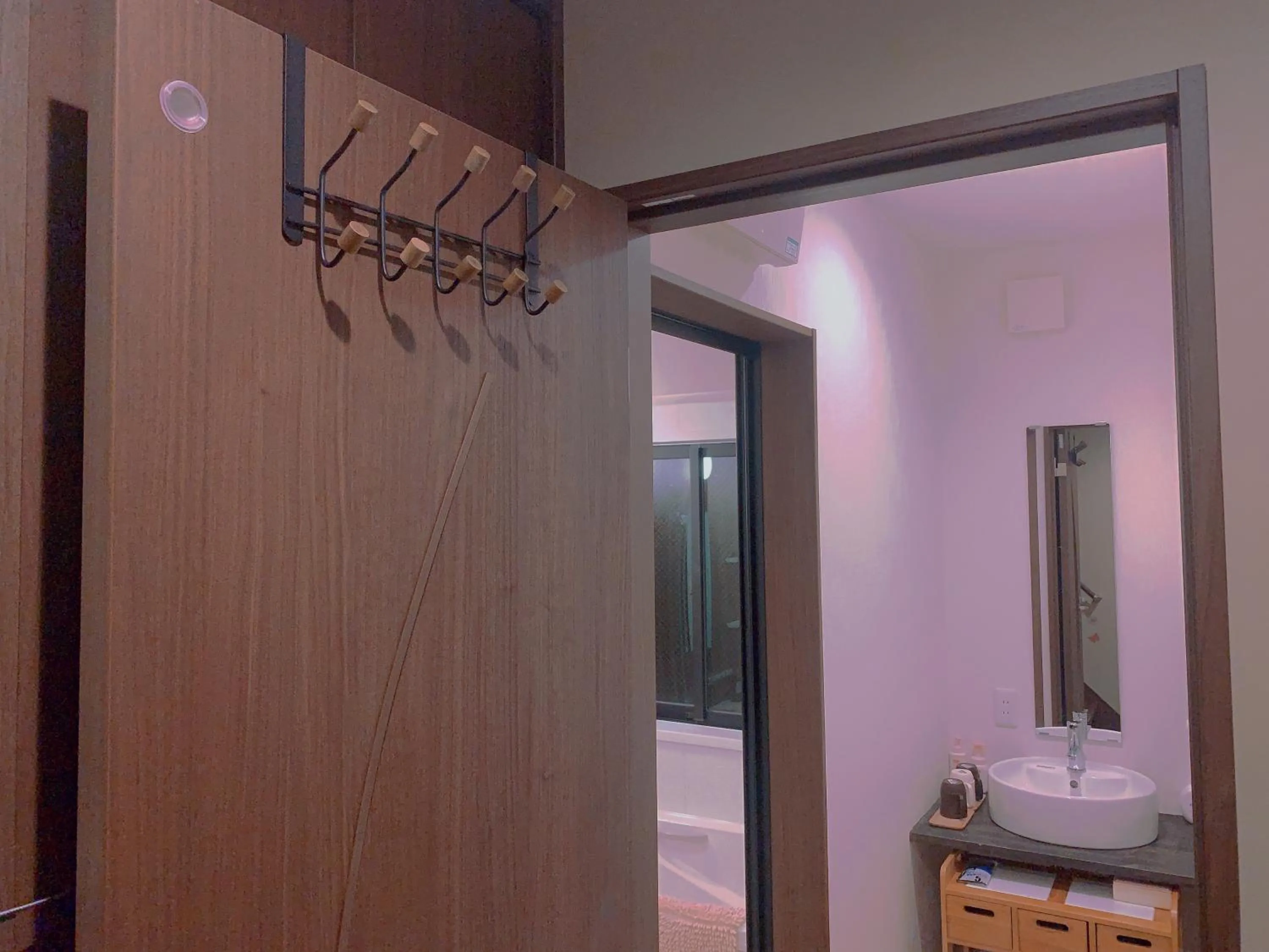 Bathroom, Bed in 桃夭庵 touyouan momo house kujo 一棟貸切