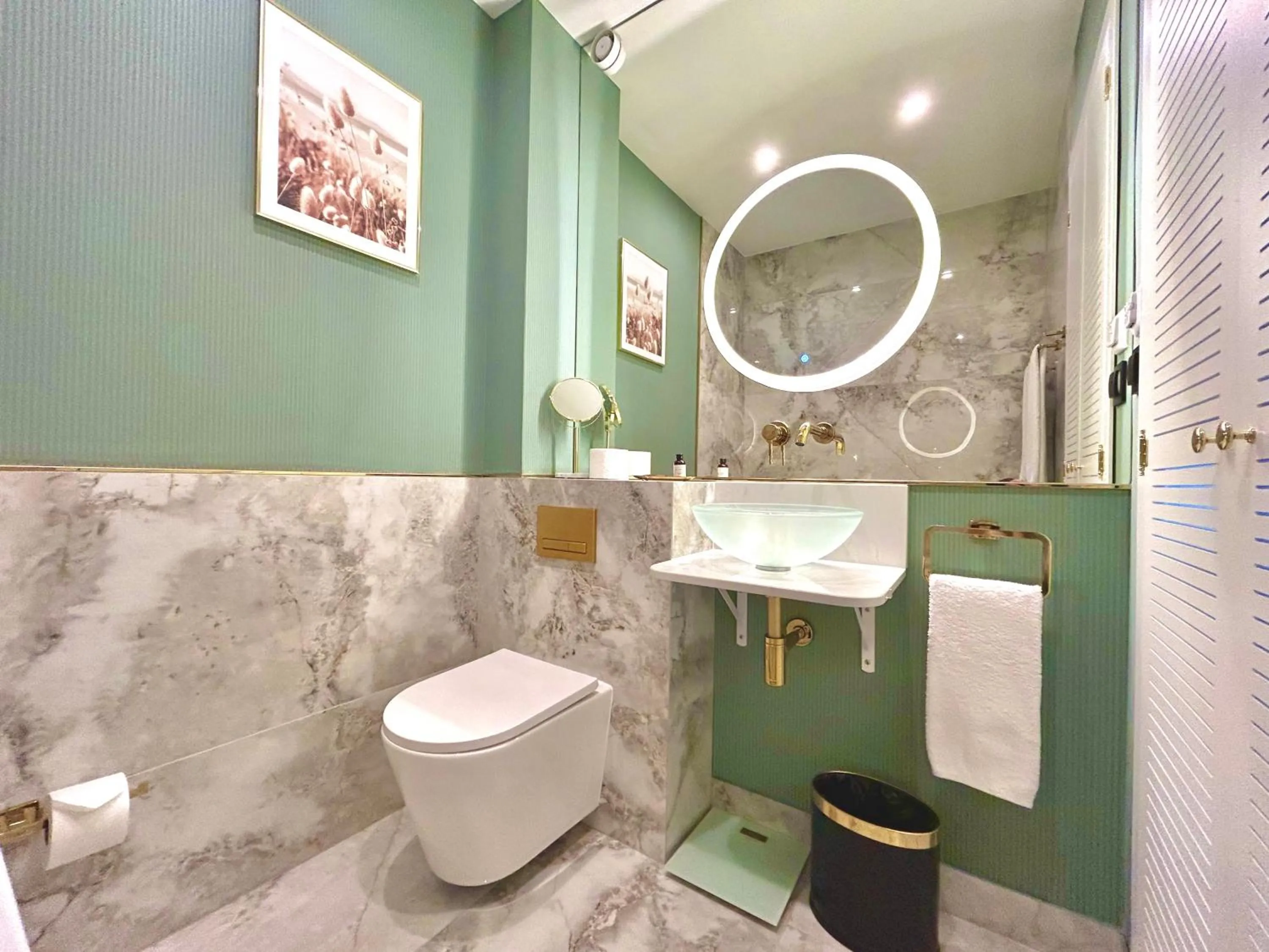 Toilet in The BOGUSZ Wladyslawowo