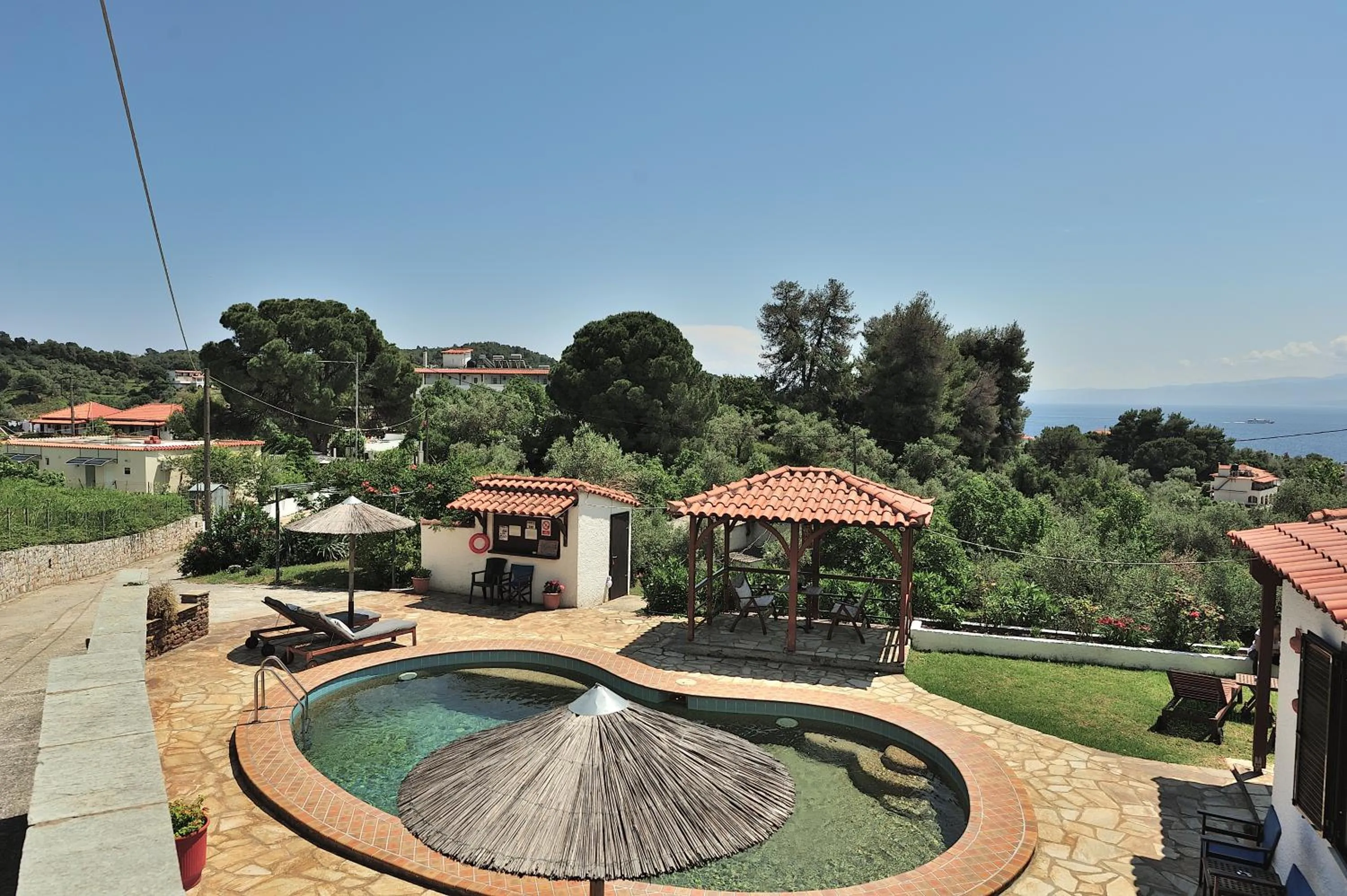 Swimming pool in Vista Mare Skiathos
