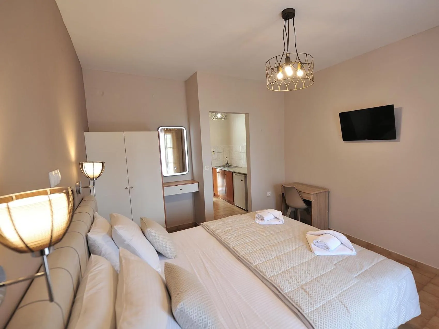 Bedroom, Bed in Vista Mare Skiathos