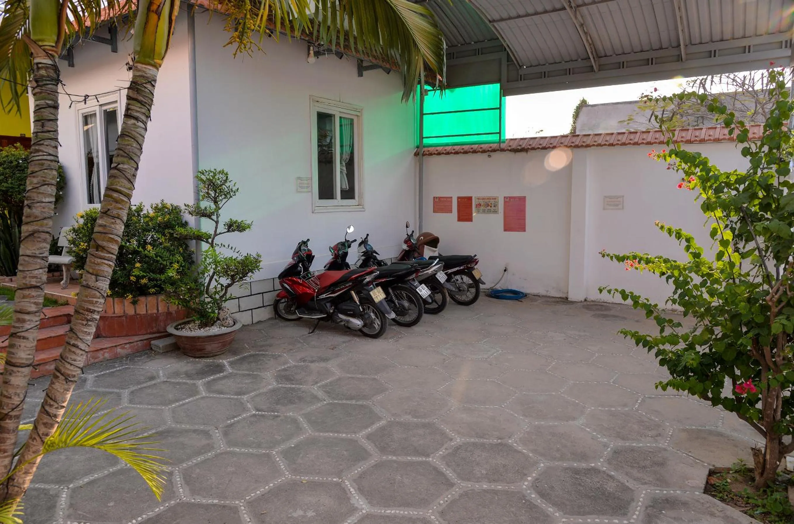 Parking in An Vinh Analog House - LE BONHEUR