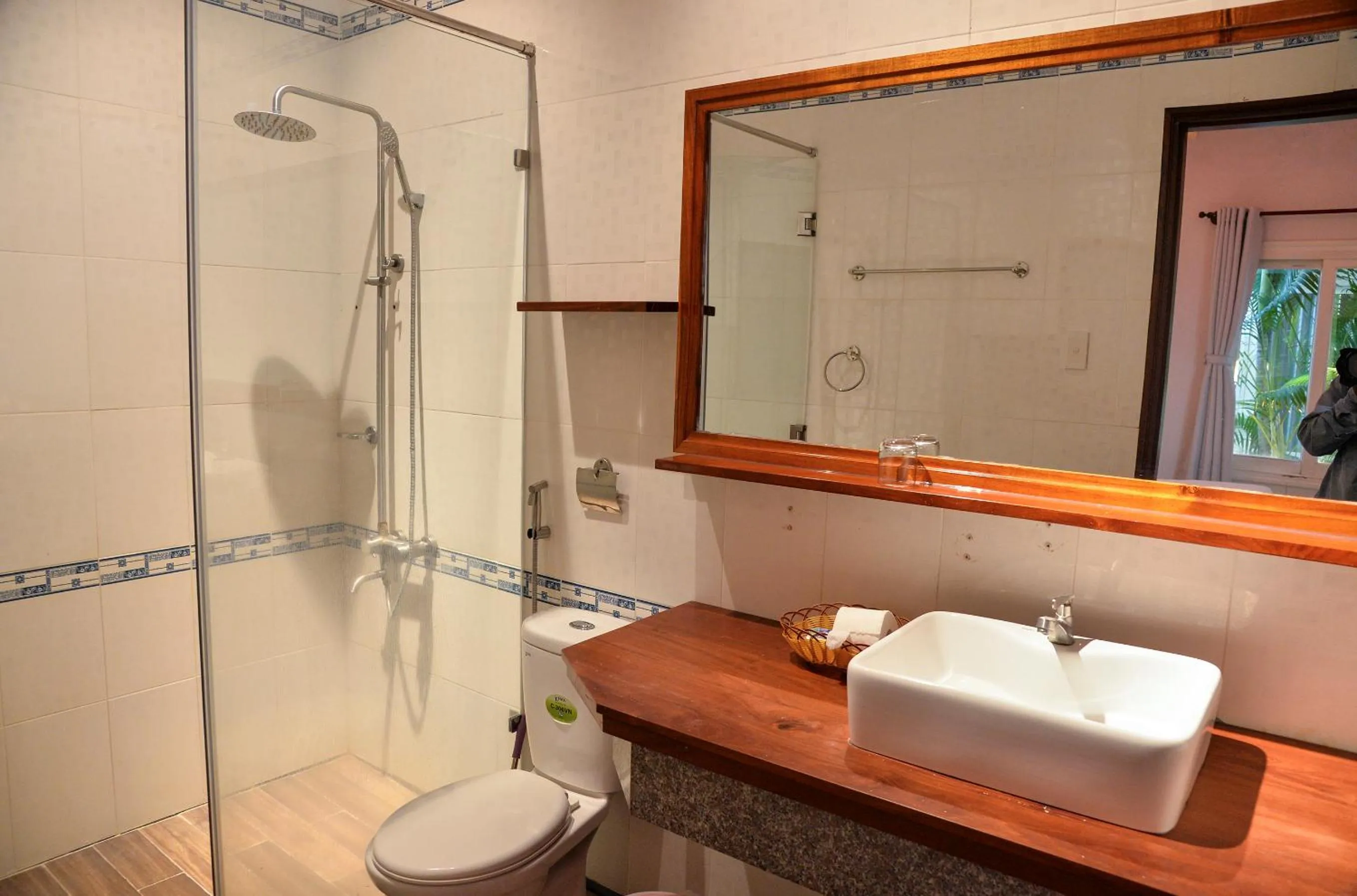 Toilet in An Vinh Analog House - LE BONHEUR