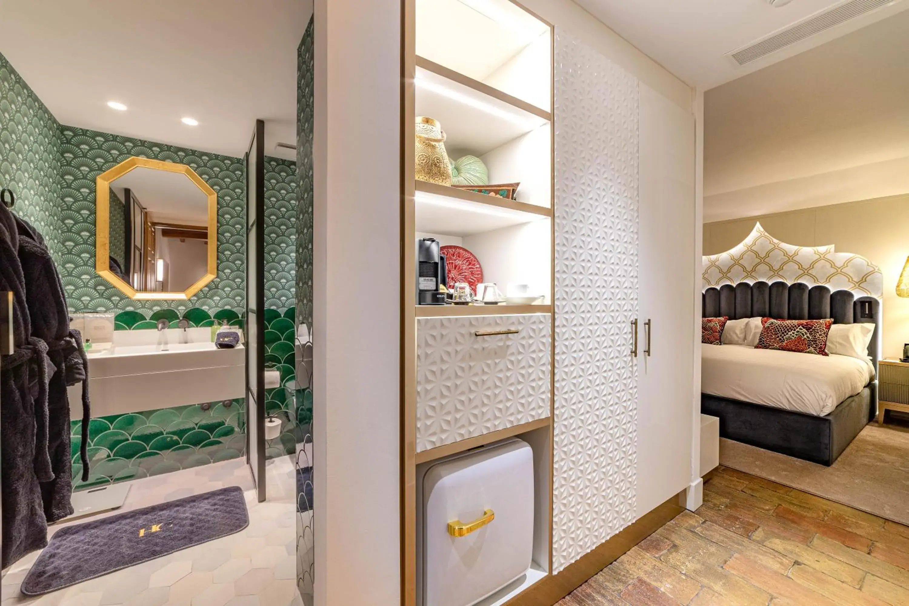 Deluxe Room in Hotel Claude Marbella Deluxe Room in Hotel Claude Marbella