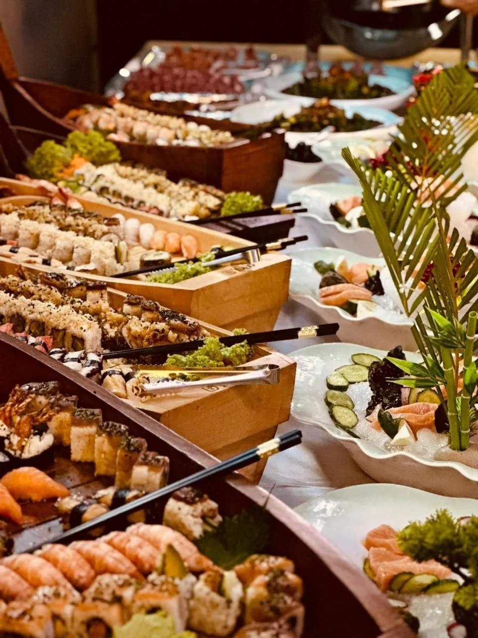 Restaurant/places to eat in Meilin International Hotel