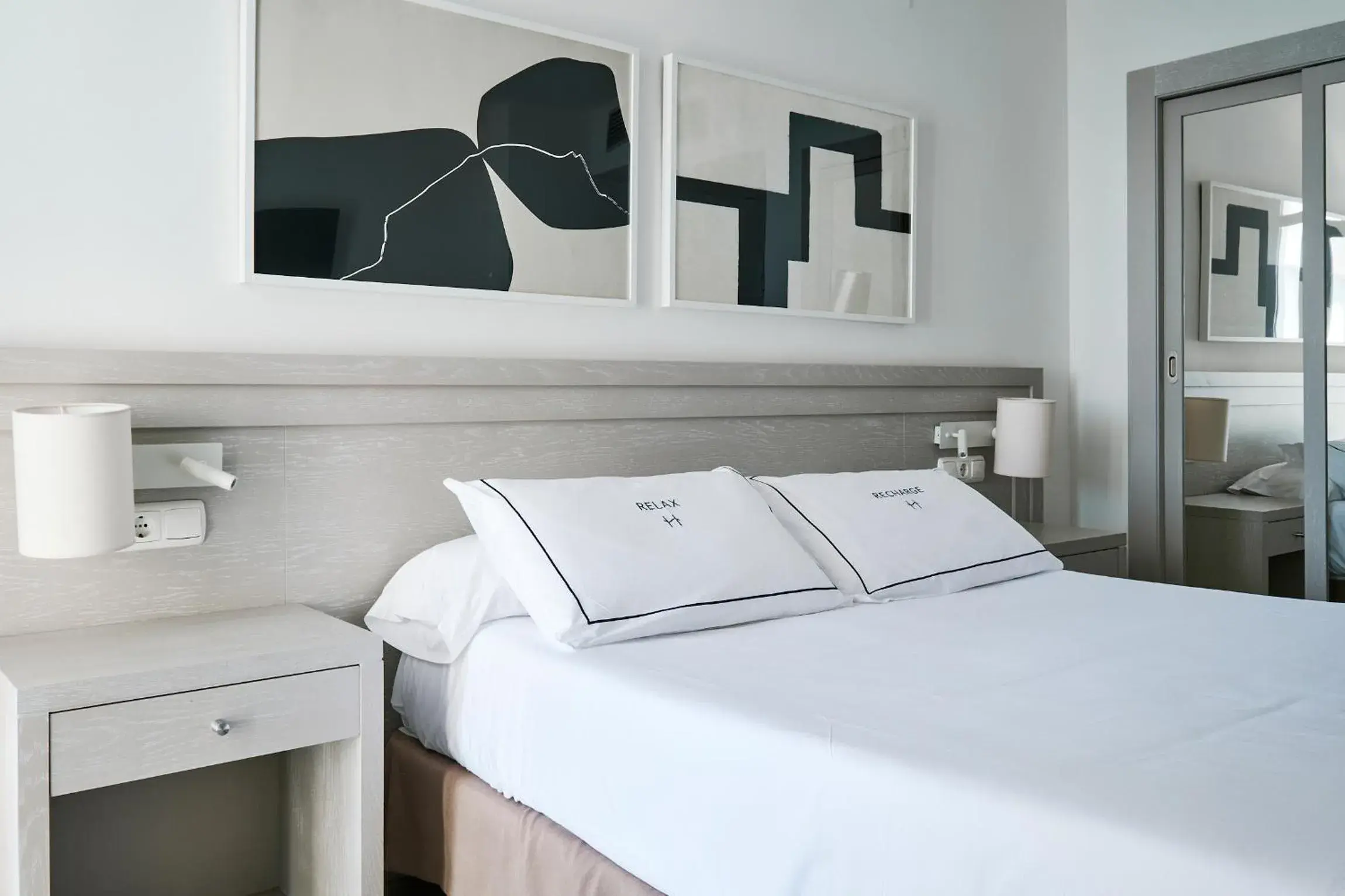 Standard Double Room with Front Sea View in Hotel Helios Costa Tropical Standard Double Room with Front Sea View in Hotel Helios Costa Tropical