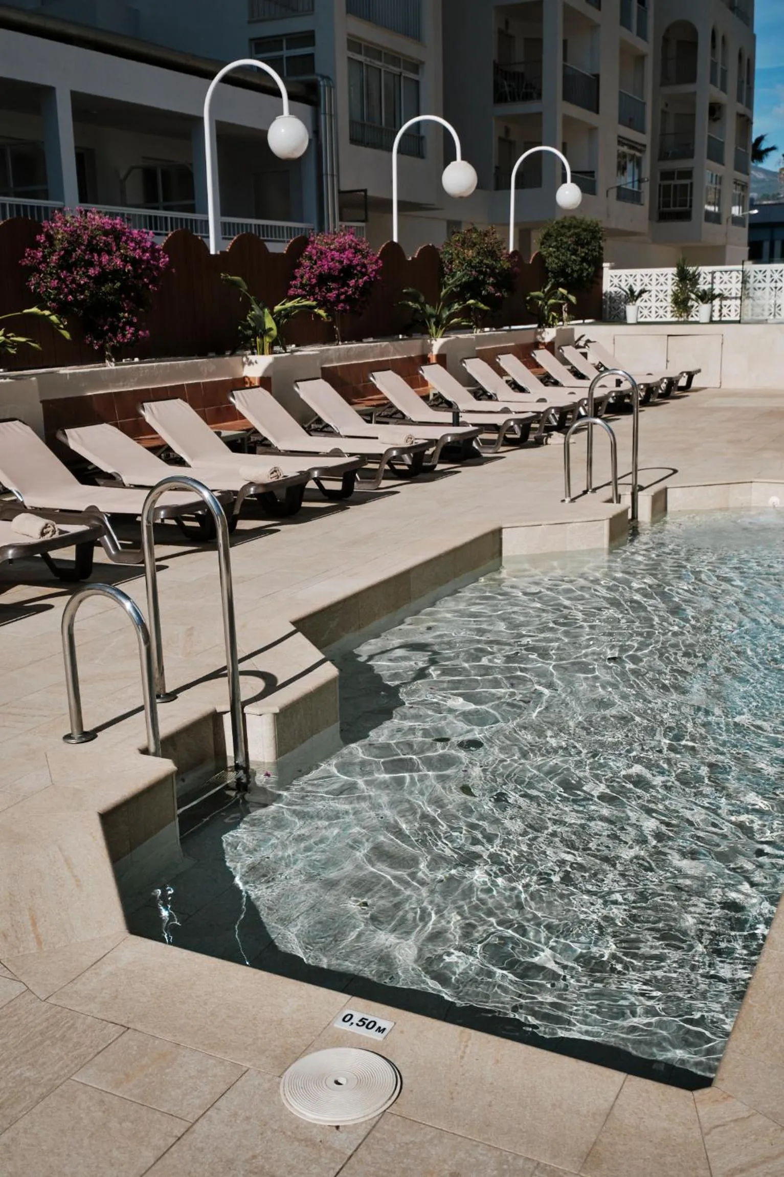 Swimming pool in Hotel Helios Costa Tropical