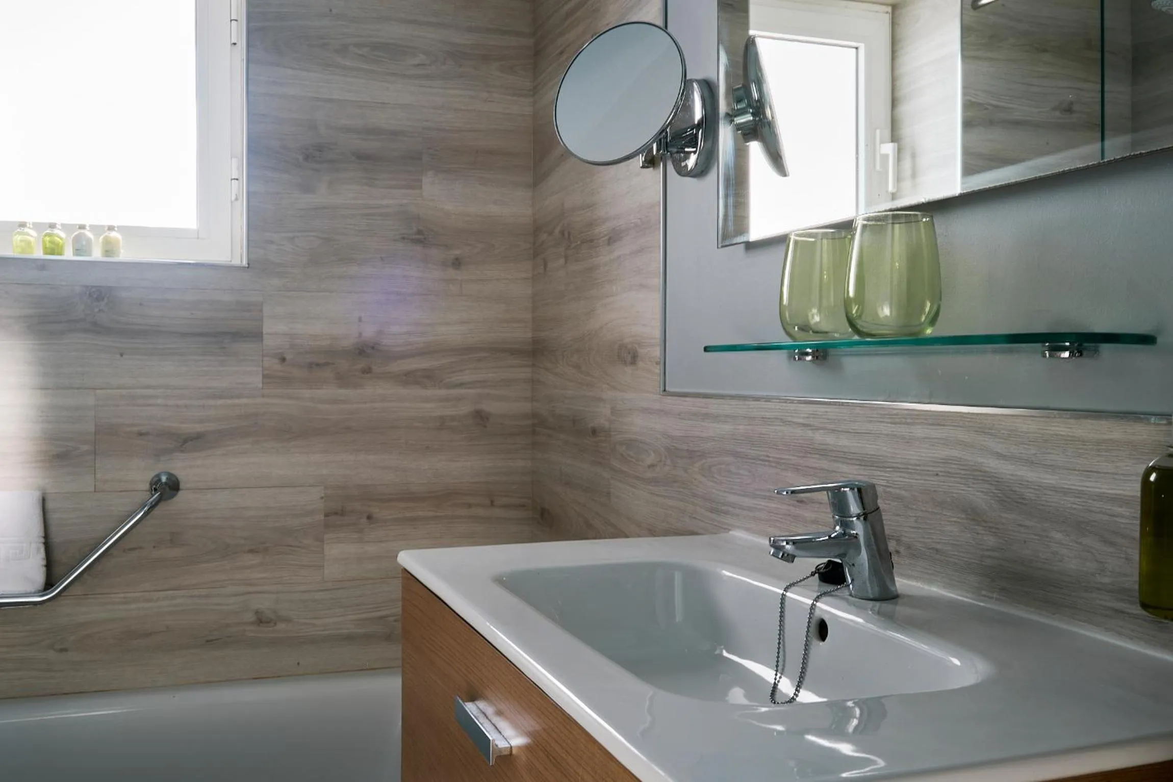 Bathroom in Hotel Helios Costa Tropical