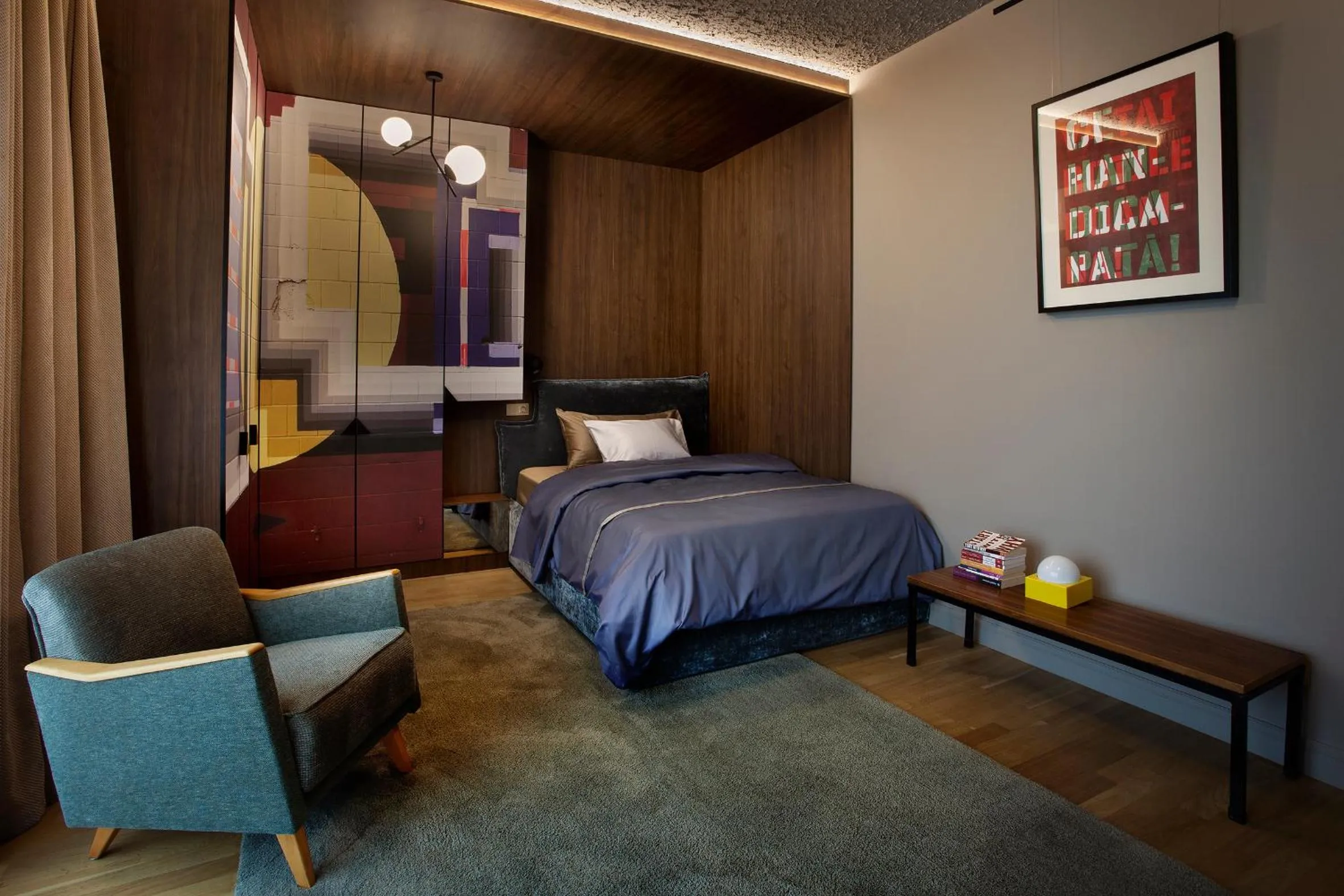 Bedroom, Bed in Room 12