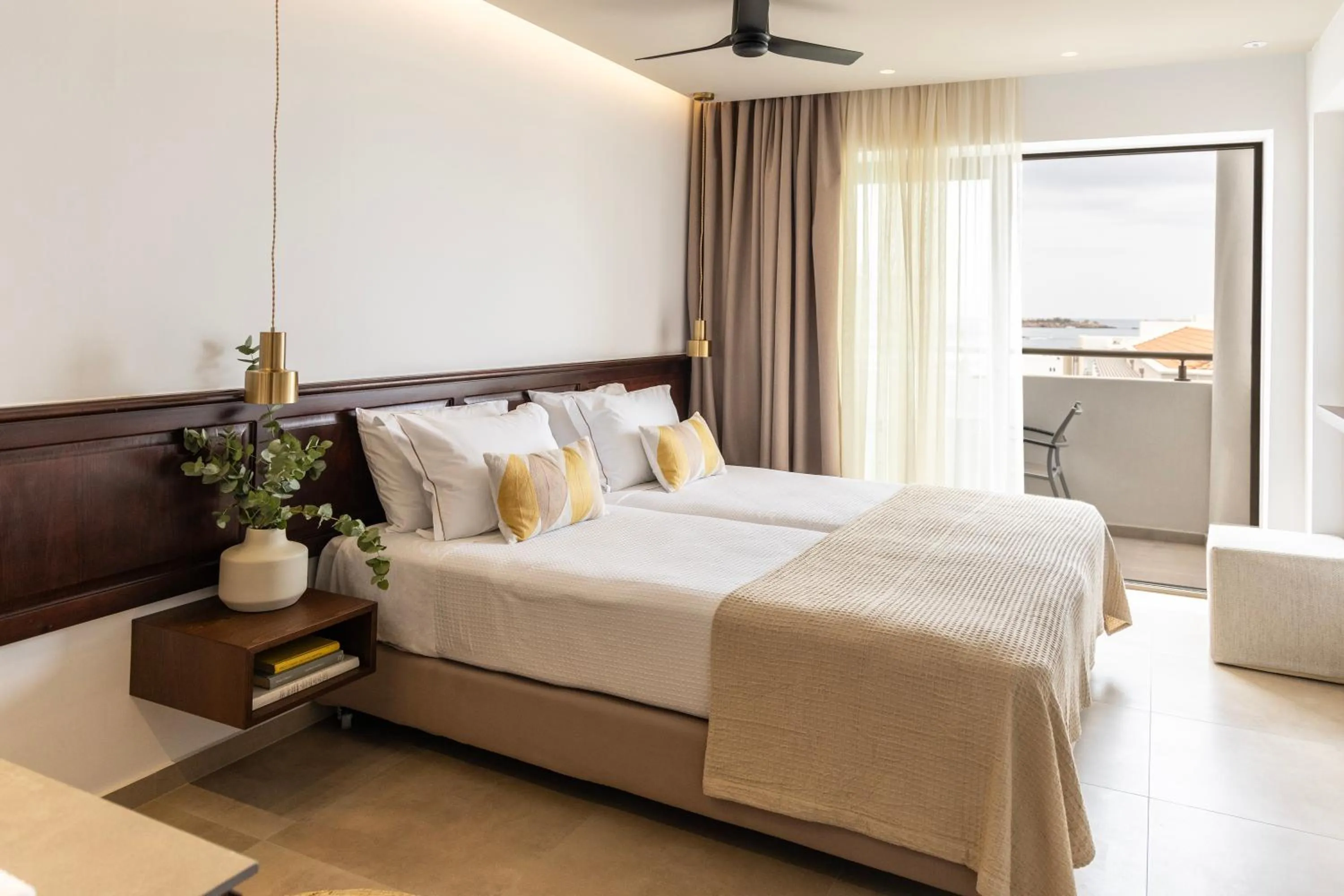 Photo of the whole room, Bed in Albatros Spa & Resort Hotel