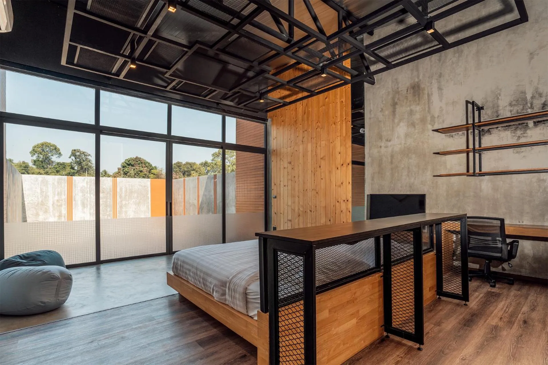 Bed in The Bloc @ Sea