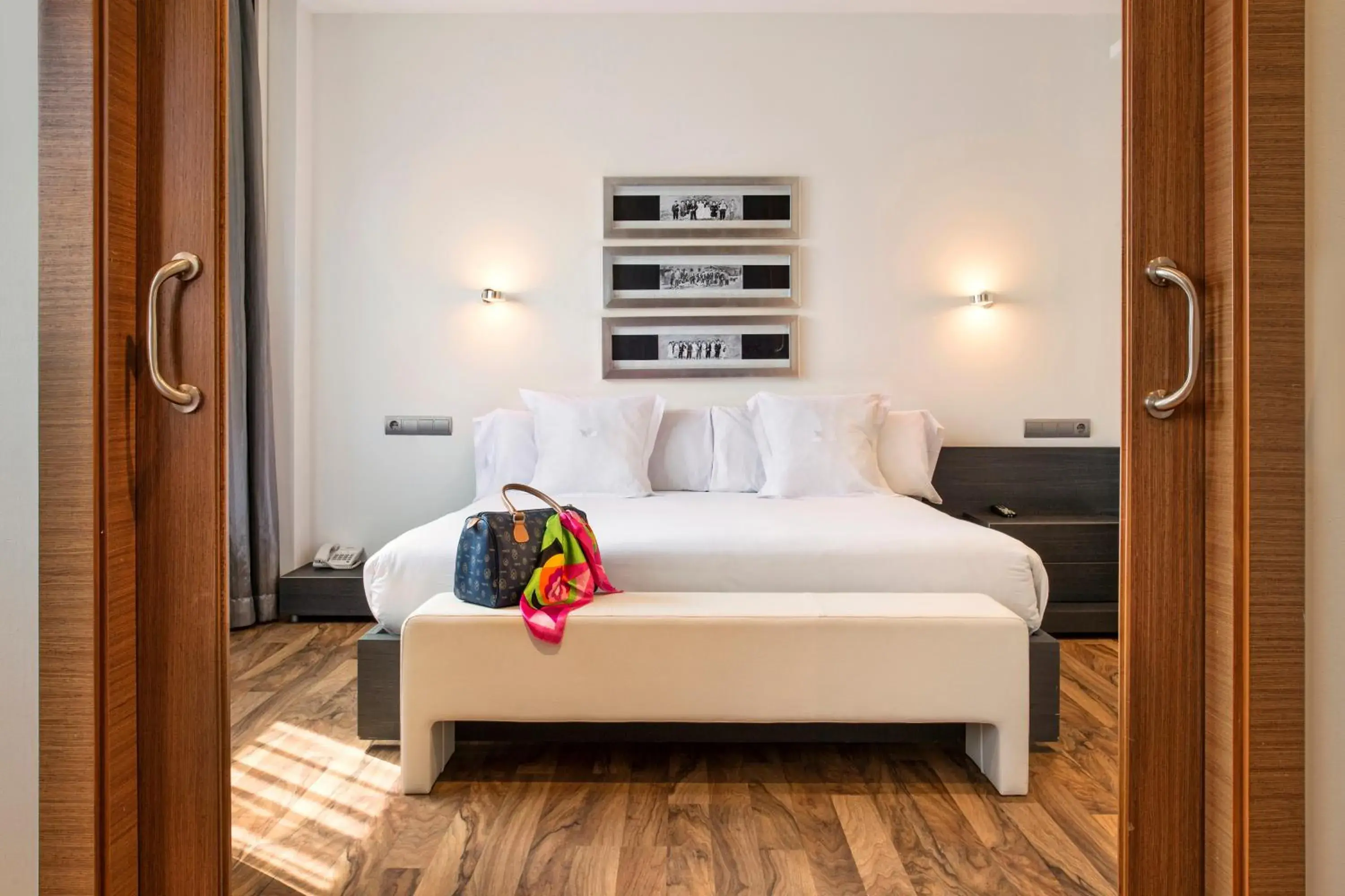 Junior Suite in AZZ Valencia Táctica Hotel Junior Suite in AZZ Valencia Táctica Hotel