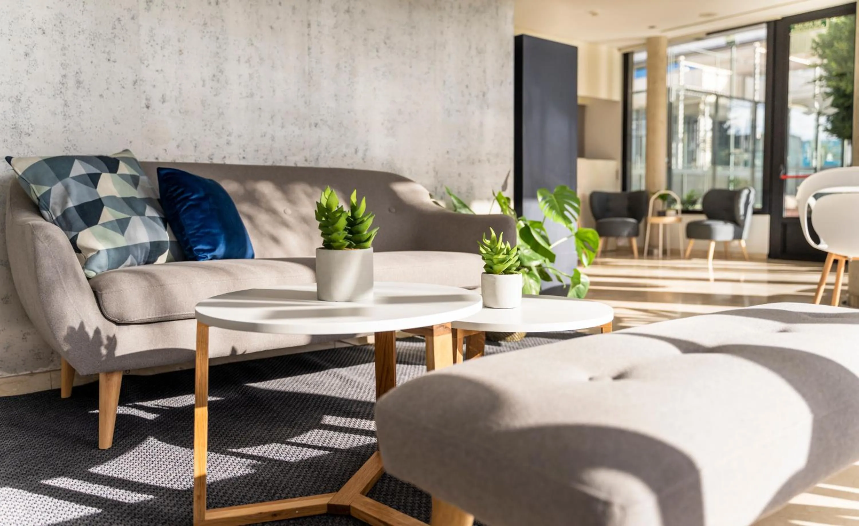 Living room in AZZ Valencia Táctica Hotel