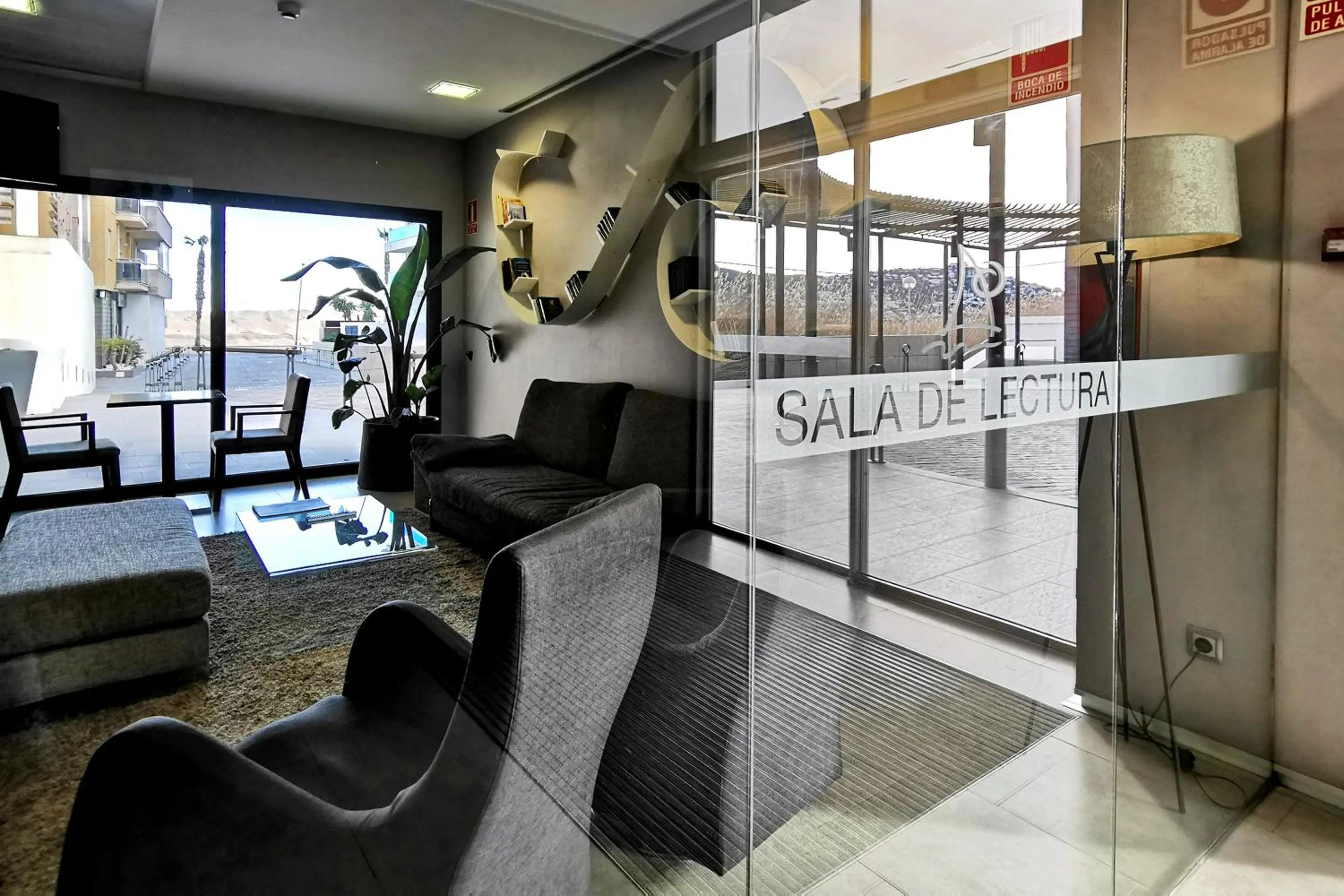 Living room in Hotel Acuazul