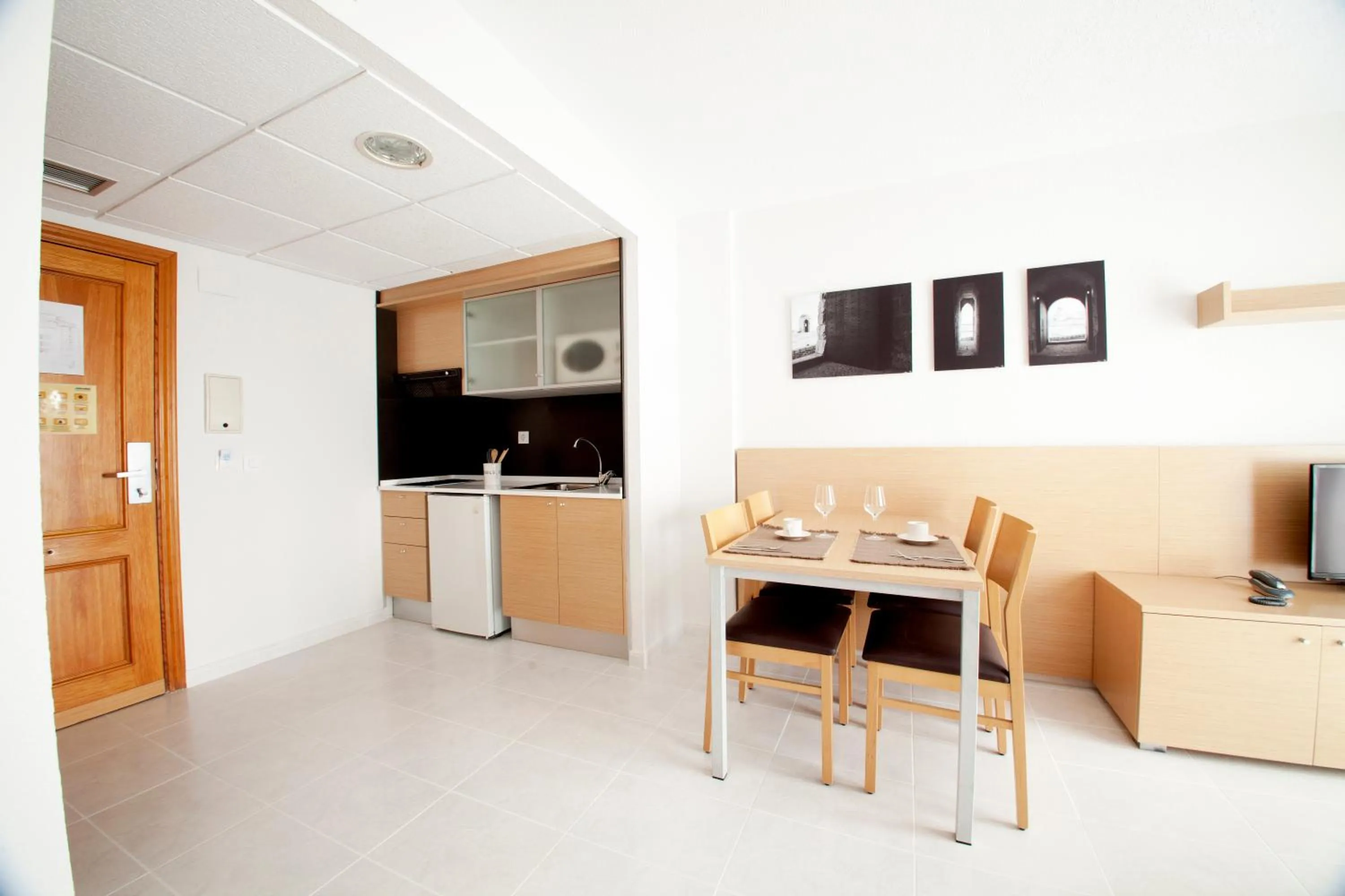 Photo of the whole room in Aparthotel Acuazul