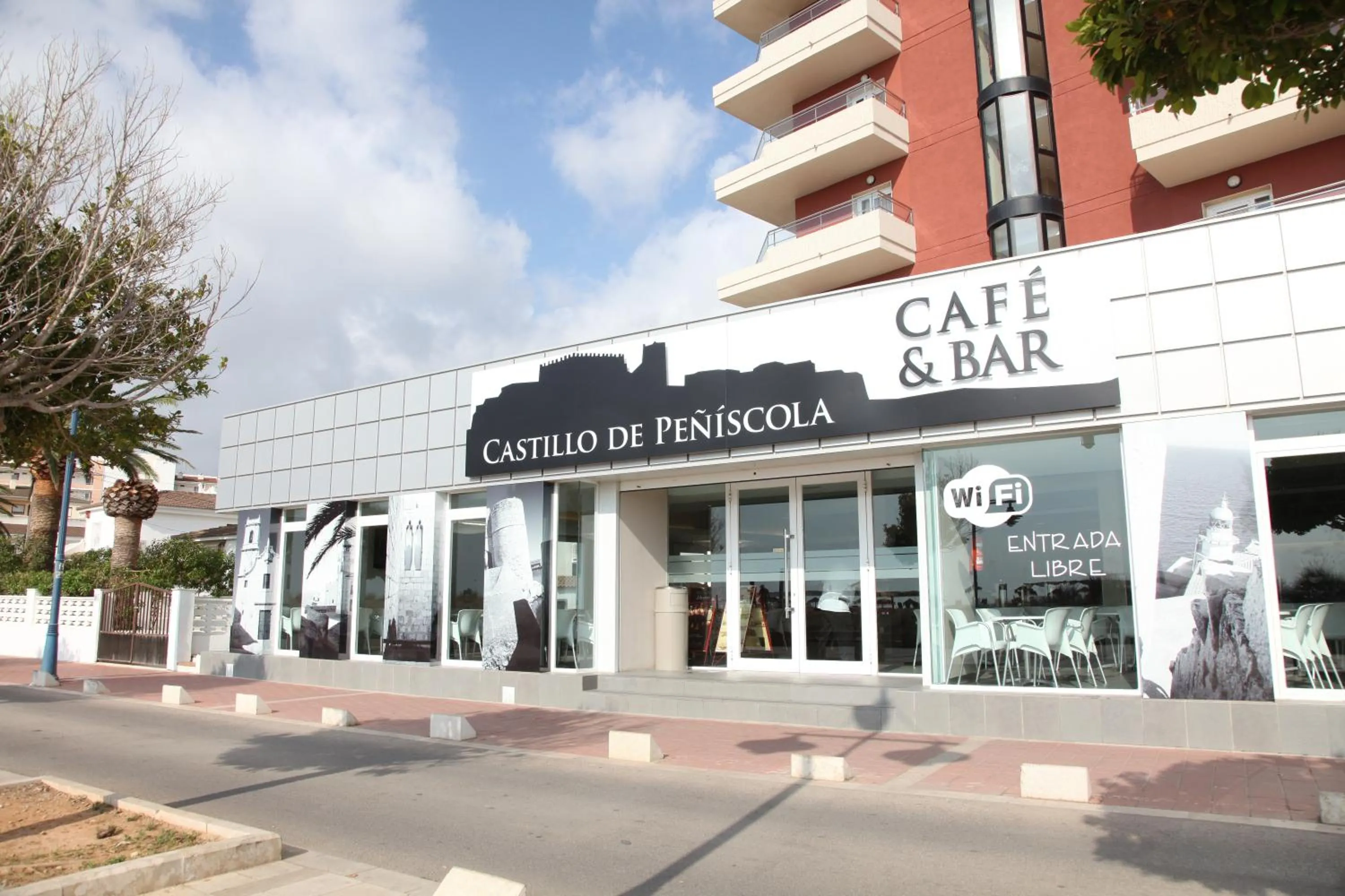 Lounge or bar in Aparthotel Acualandia