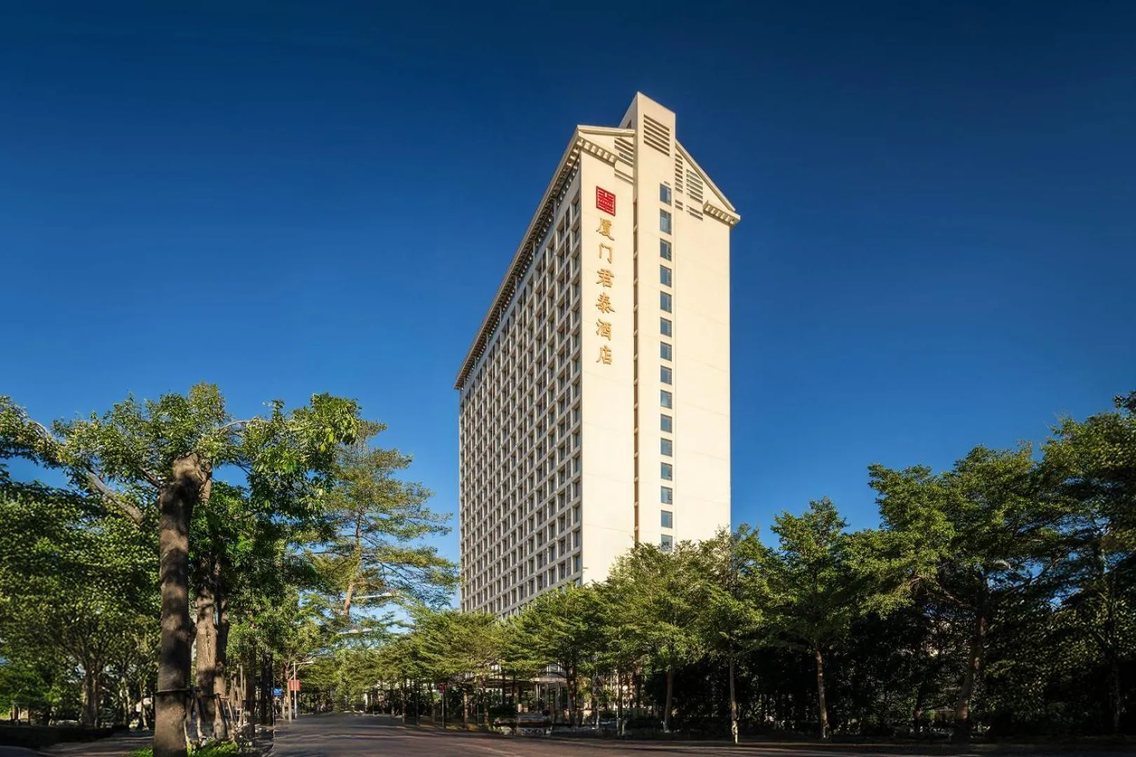 Property building in Juntai Hotel Xiamen