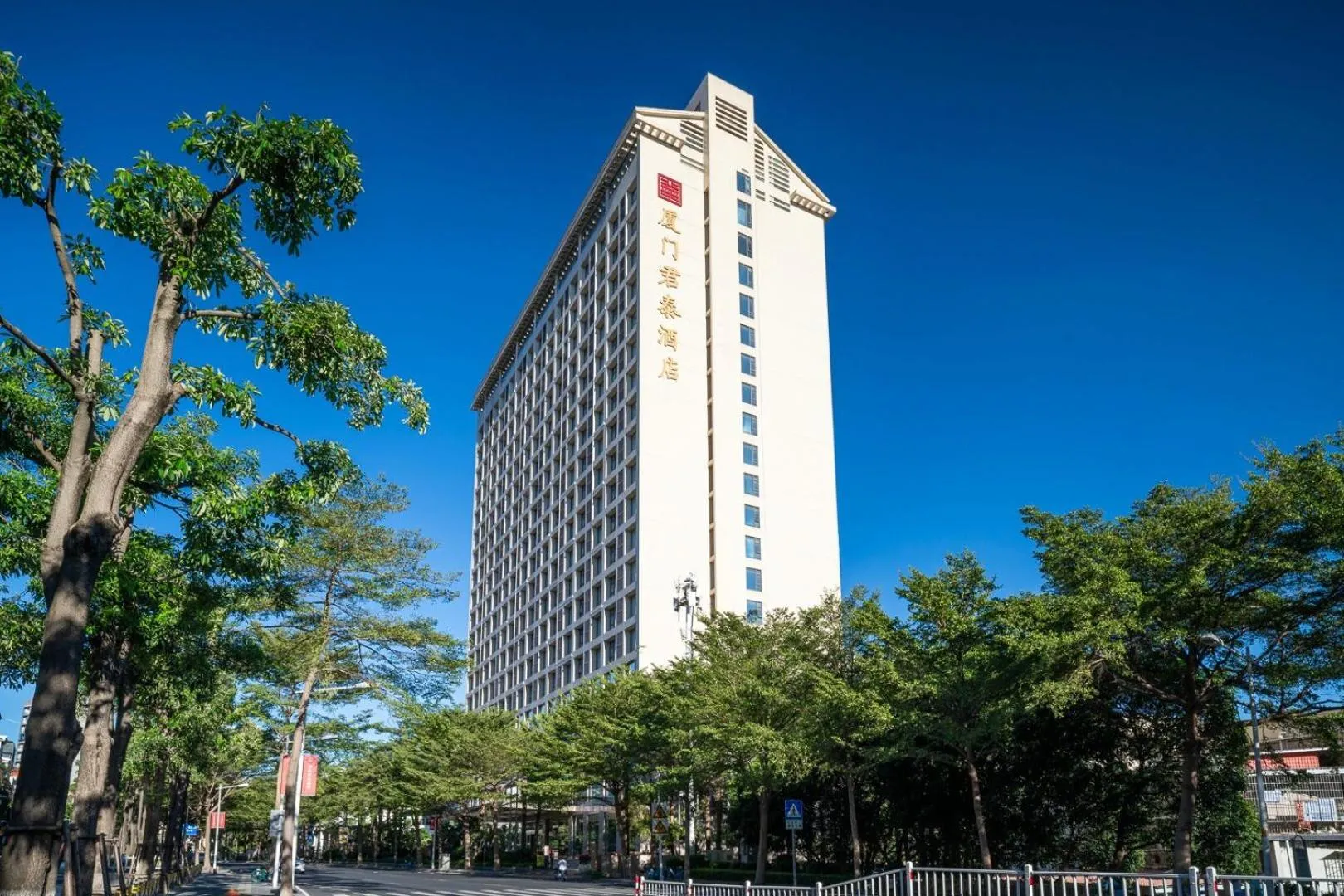 Property building in Juntai Hotel Xiamen