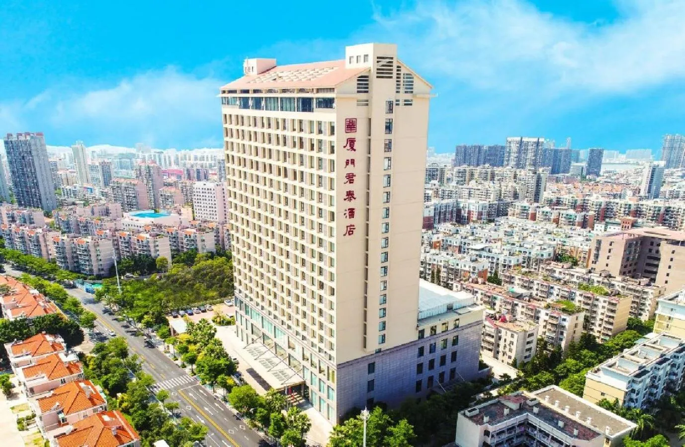 Property building in Juntai Hotel Xiamen
